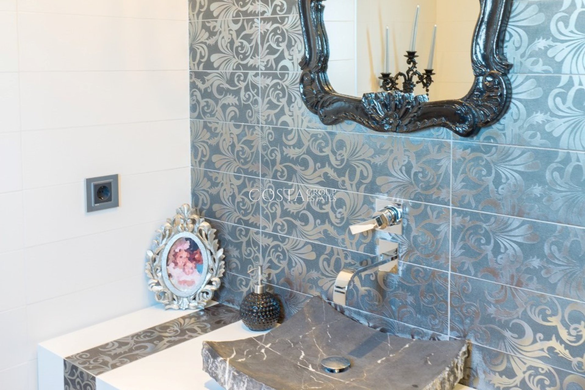 Resale - Apartments -
Torrevieja - Torrevieja Centro