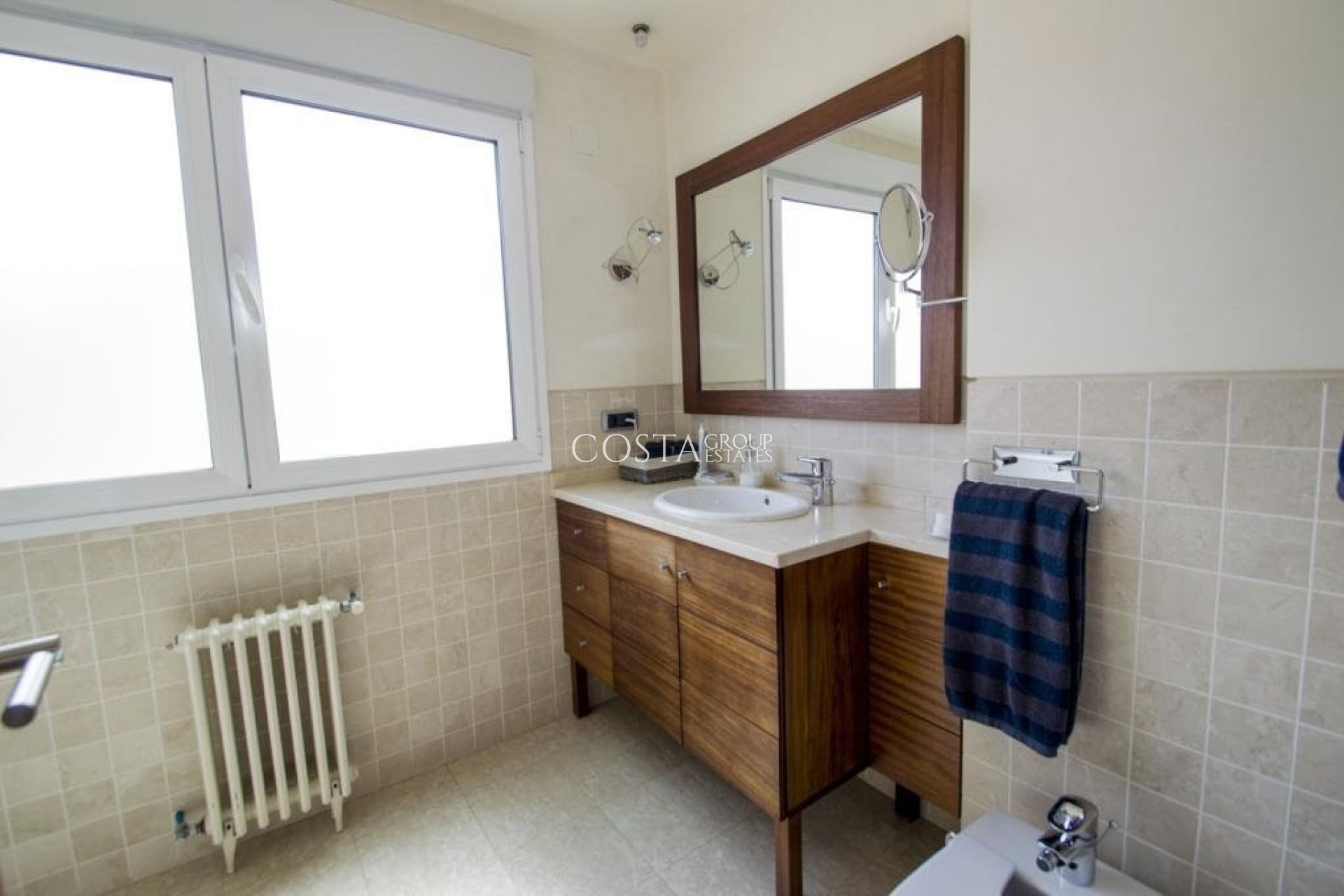 Resale - Apartments -
Torrevieja - Torrevieja Centro