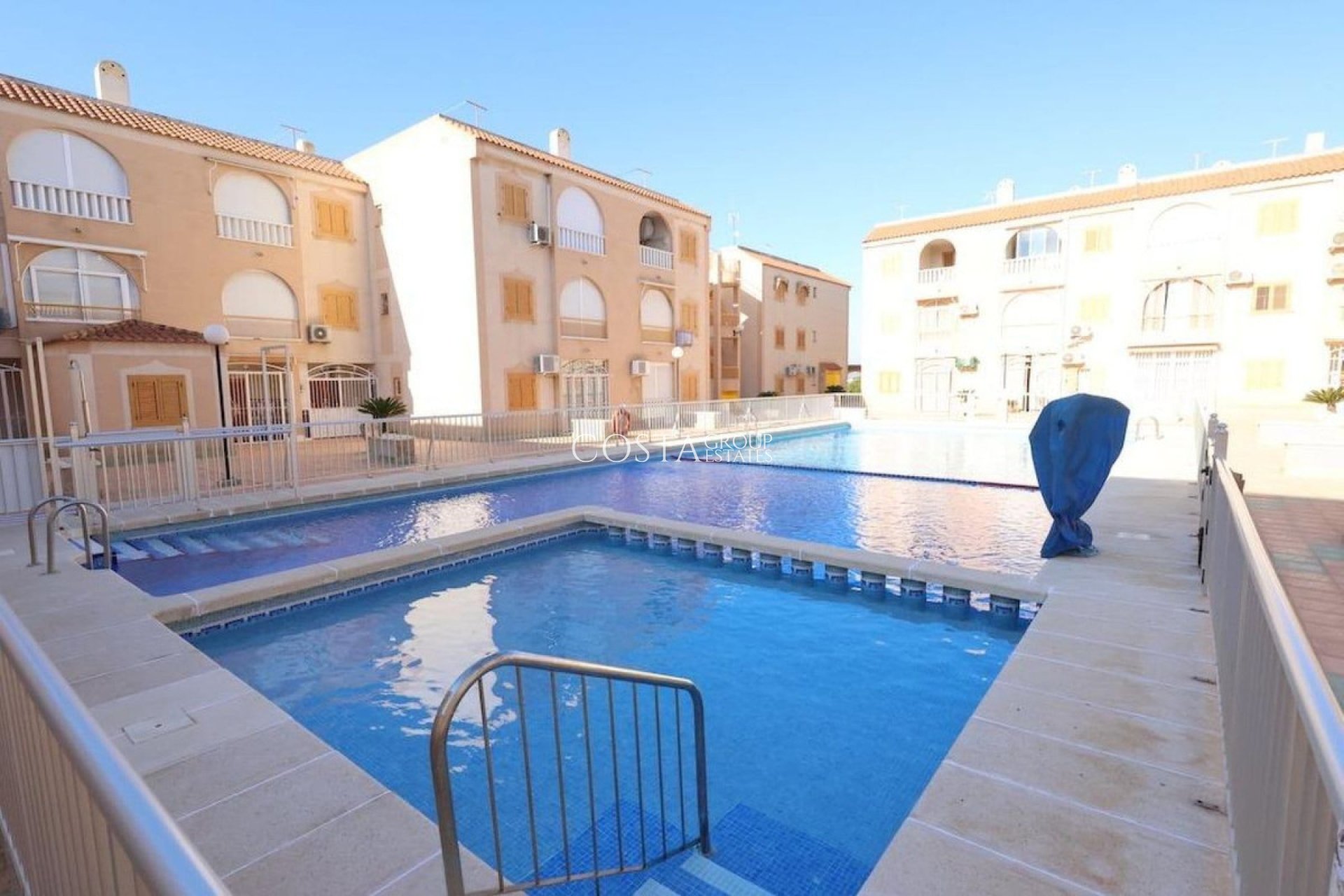 Resale - Apartments -
Torrevieja - Torrevieja Centro