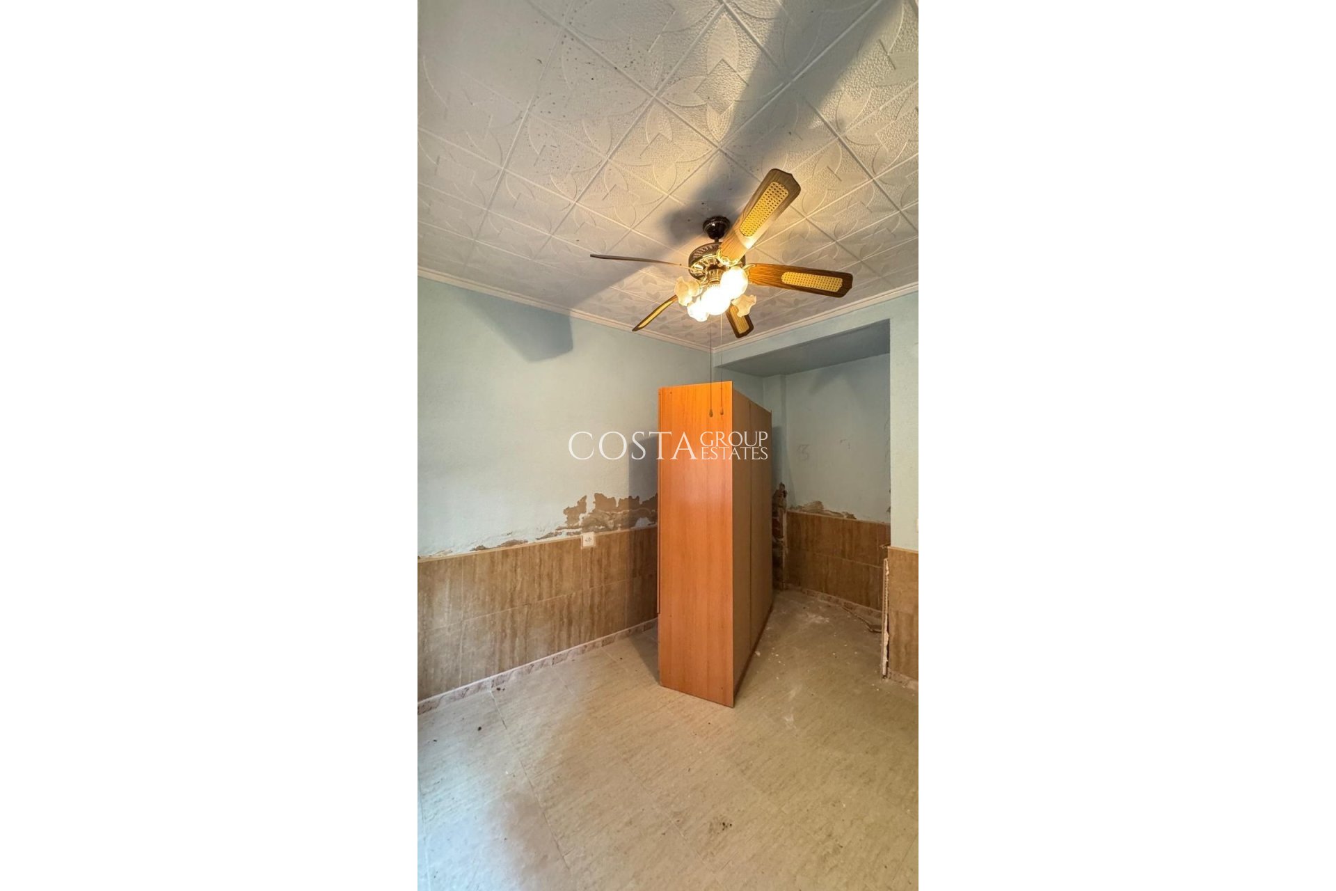 Resale - Apartments -
Torrevieja - Torrevieja Centro