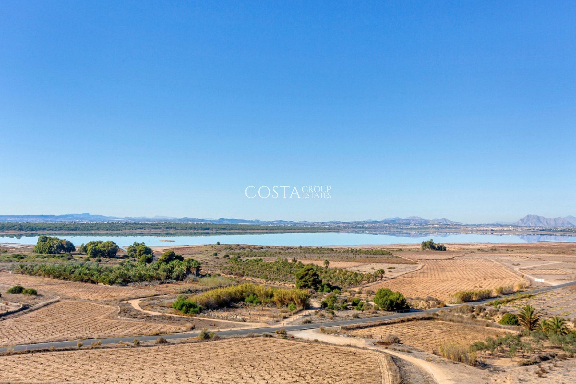 Resale - Apartments -
Torrevieja - Torrevieja Centro