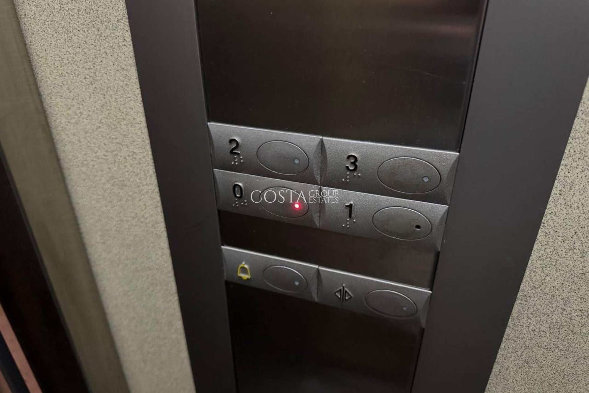 Resale - Apartments -
Torrevieja - Torrevieja Centro