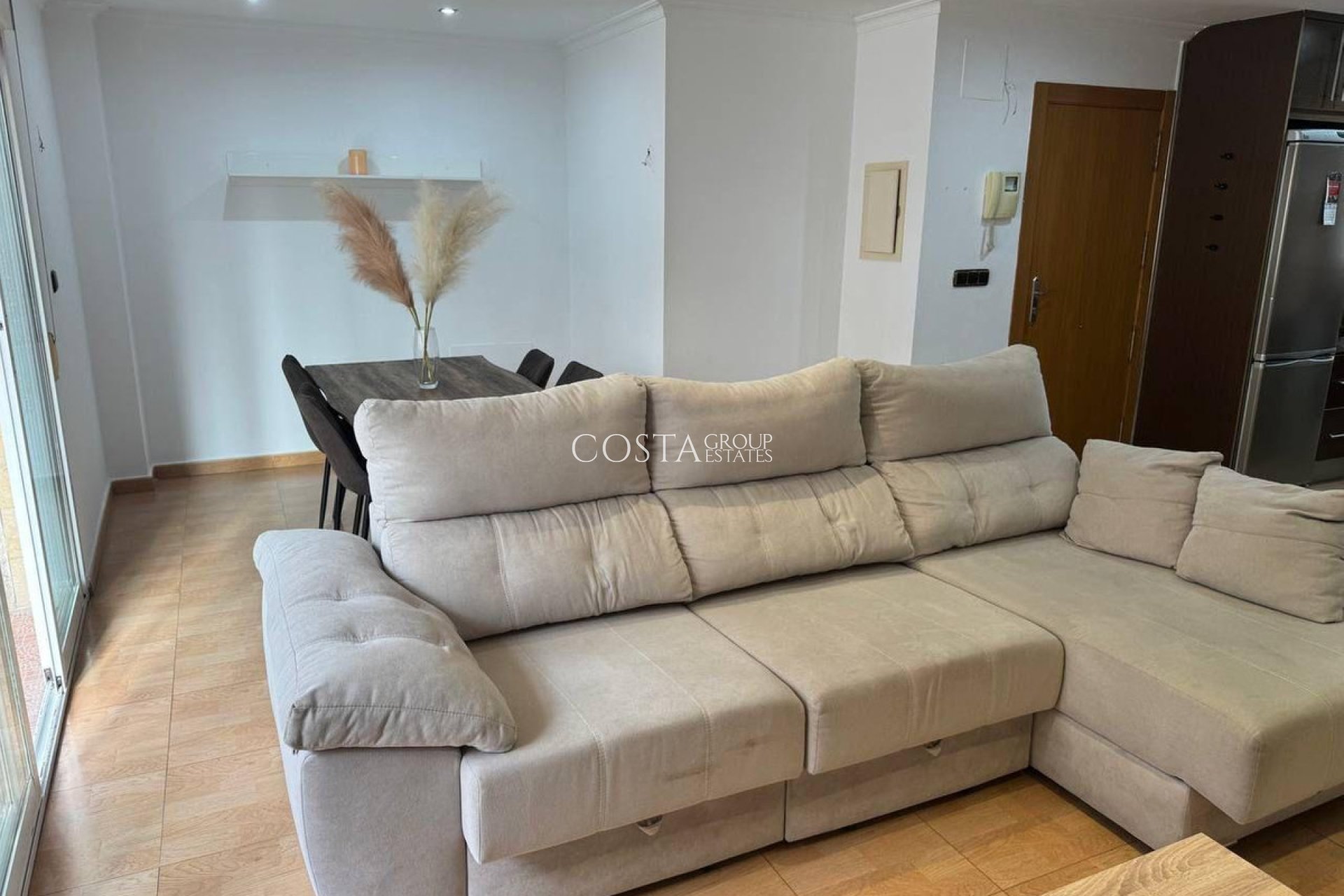 Resale - Apartments -
Torrevieja - Torrevieja Centro