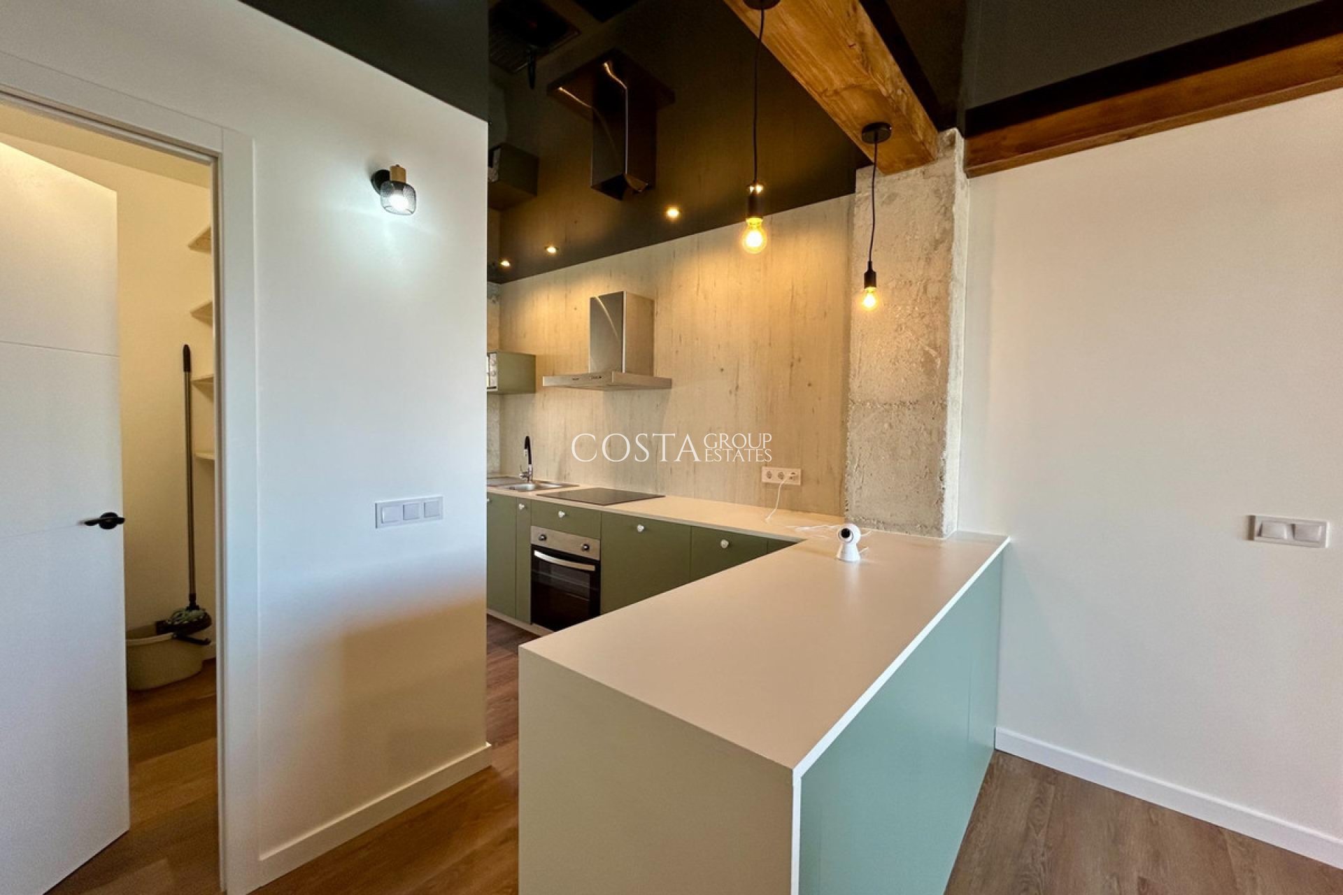 Resale - Apartments -
Torrevieja - Torrevieja Centro