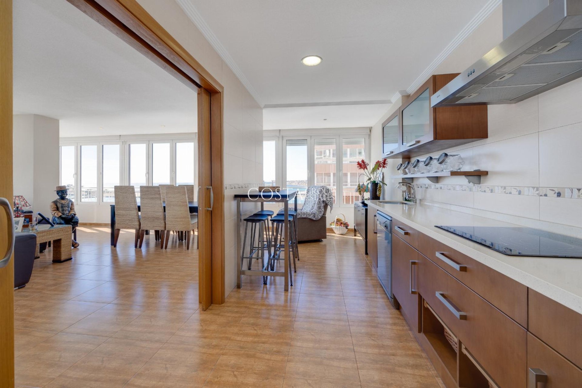 Resale - Apartments -
Torrevieja - Torrevieja Centro