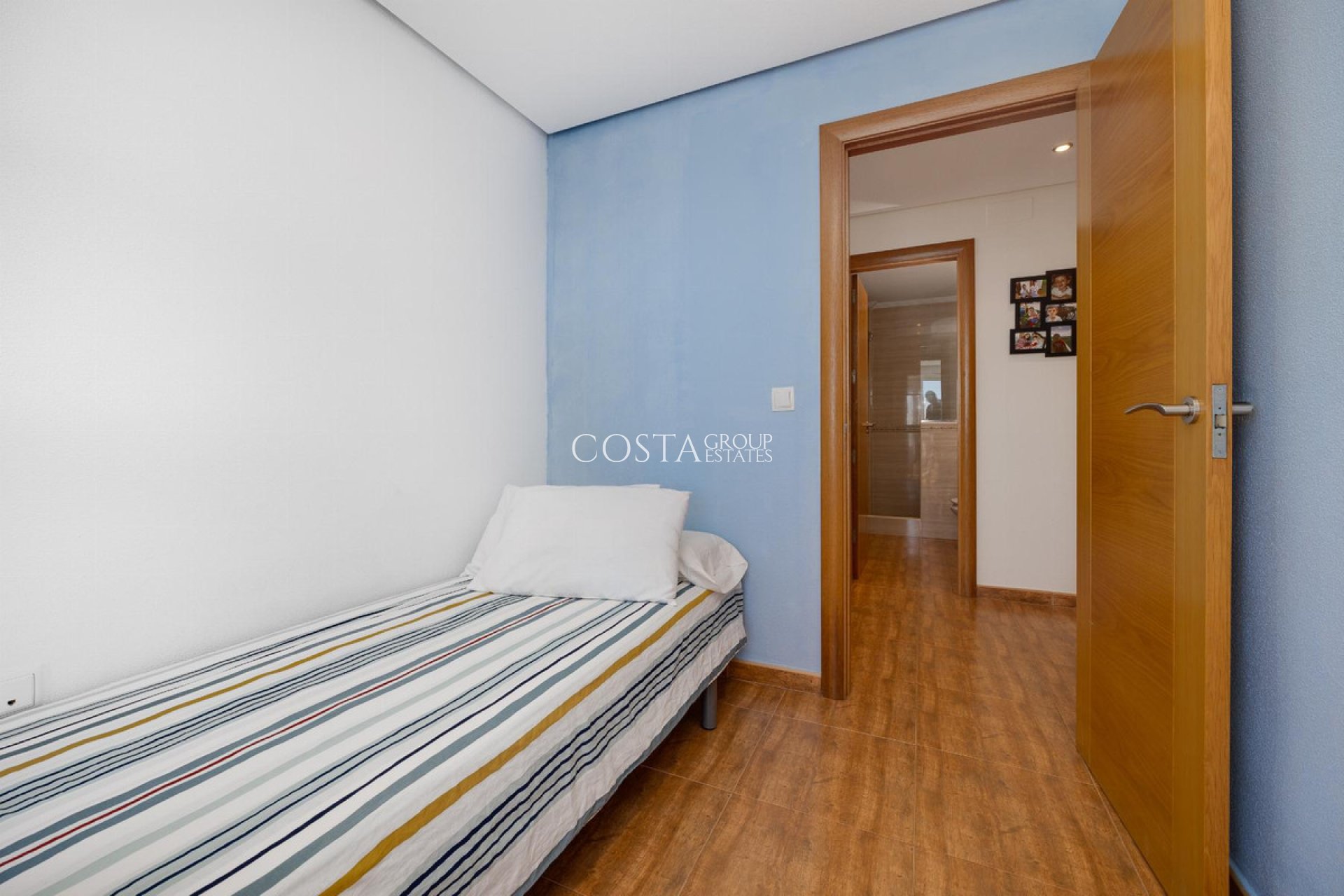 Resale - Apartments -
Torrevieja - Torrevieja Centro