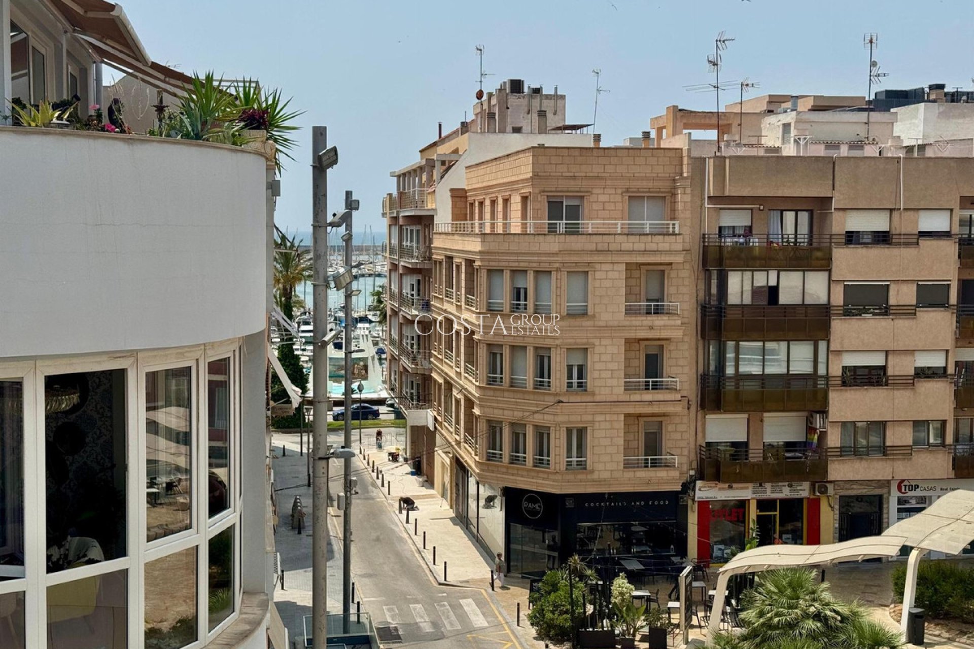 Resale - Apartments -
Torrevieja - Torrevieja Centro