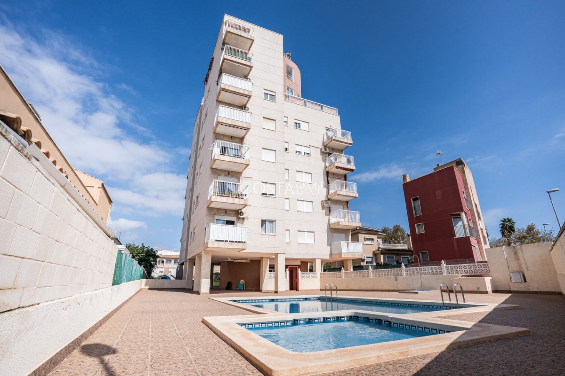 Resale - Apartments -
Torrevieja - Torrevieja Centro