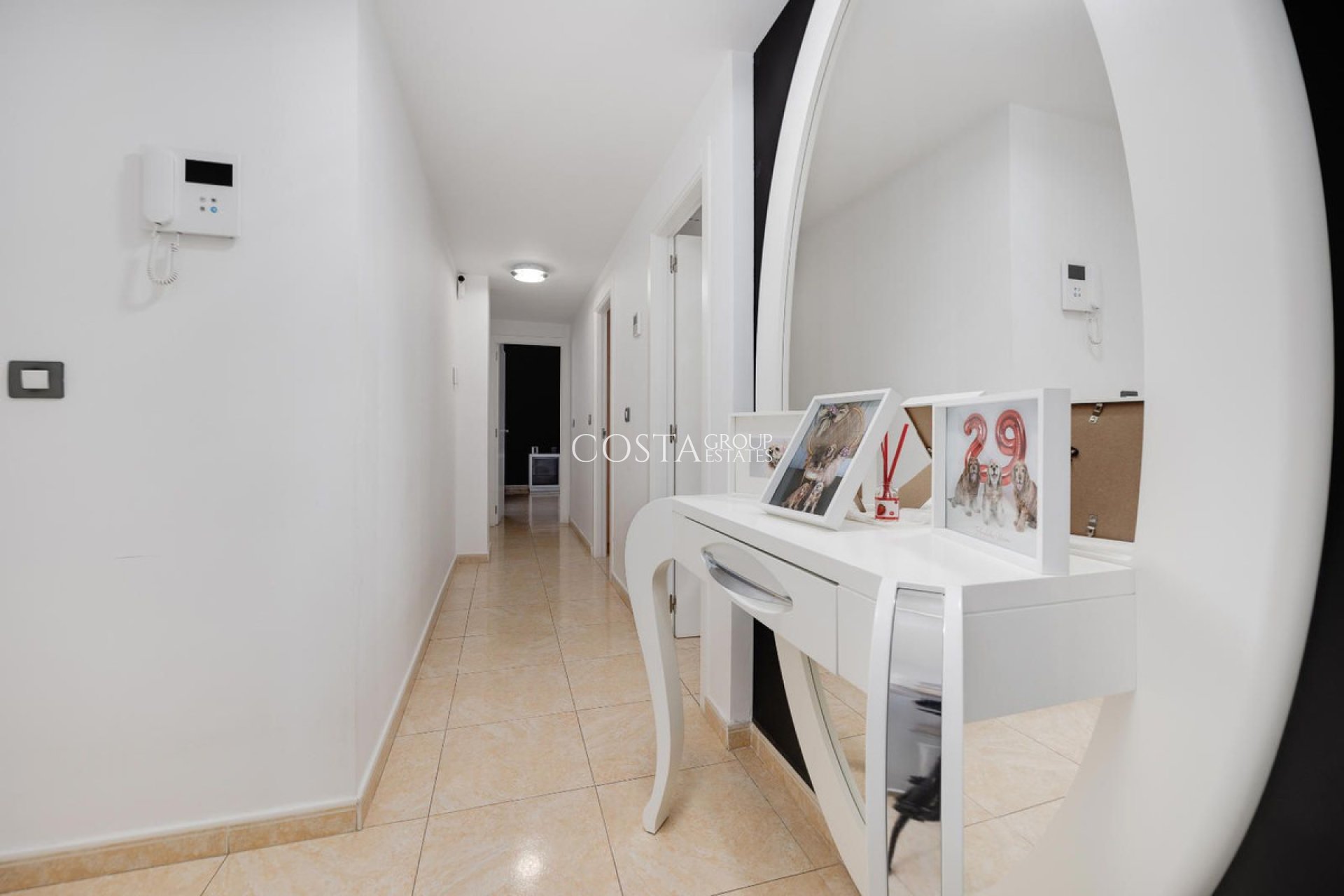 Resale - Apartments -
Torrevieja - Torrevieja Centro