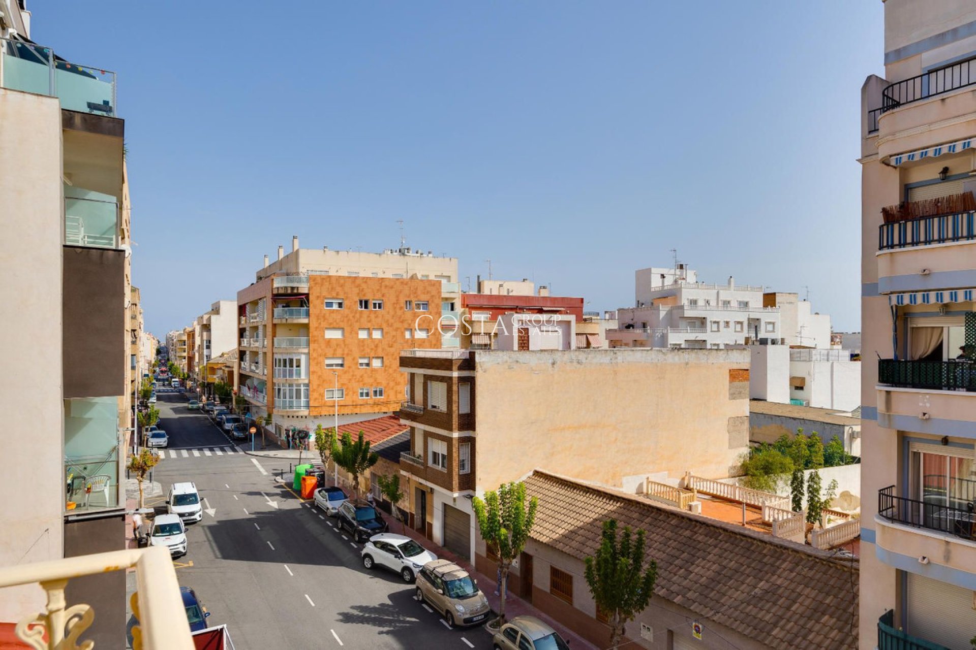 Resale - Apartments -
Torrevieja - Torrevieja Centro