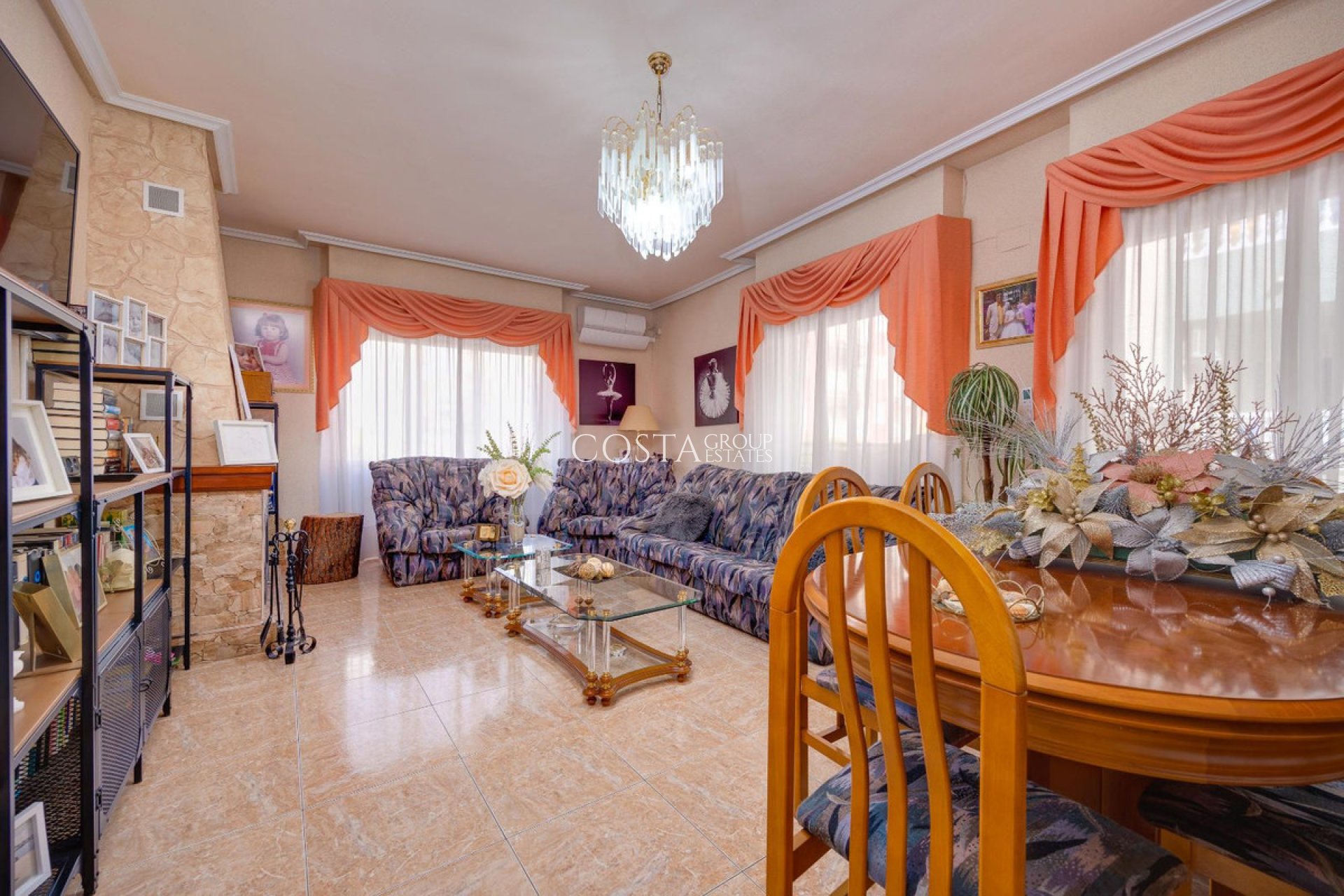 Resale - Apartments -
Torrevieja - Torrevieja Centro