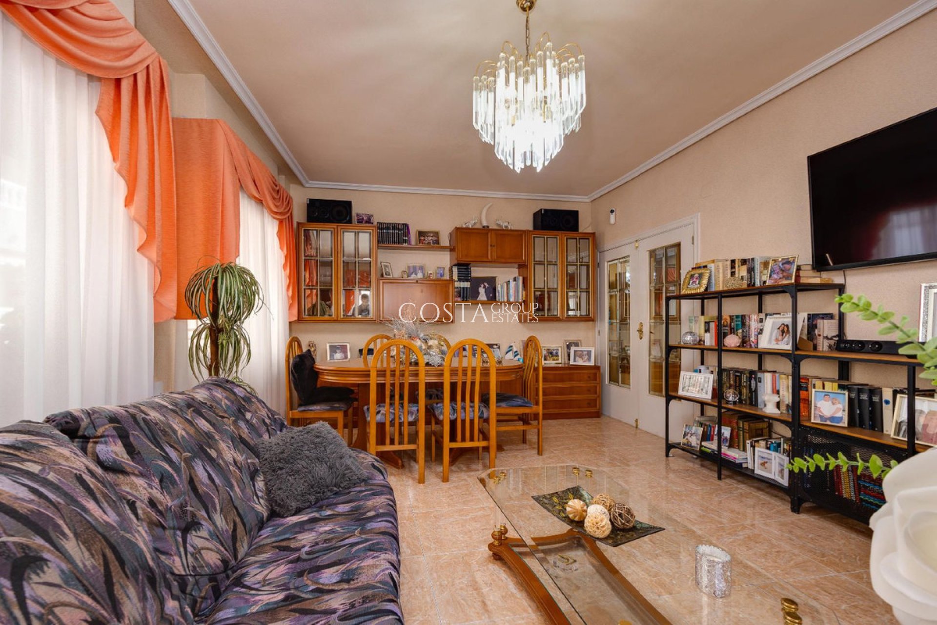 Resale - Apartments -
Torrevieja - Torrevieja Centro