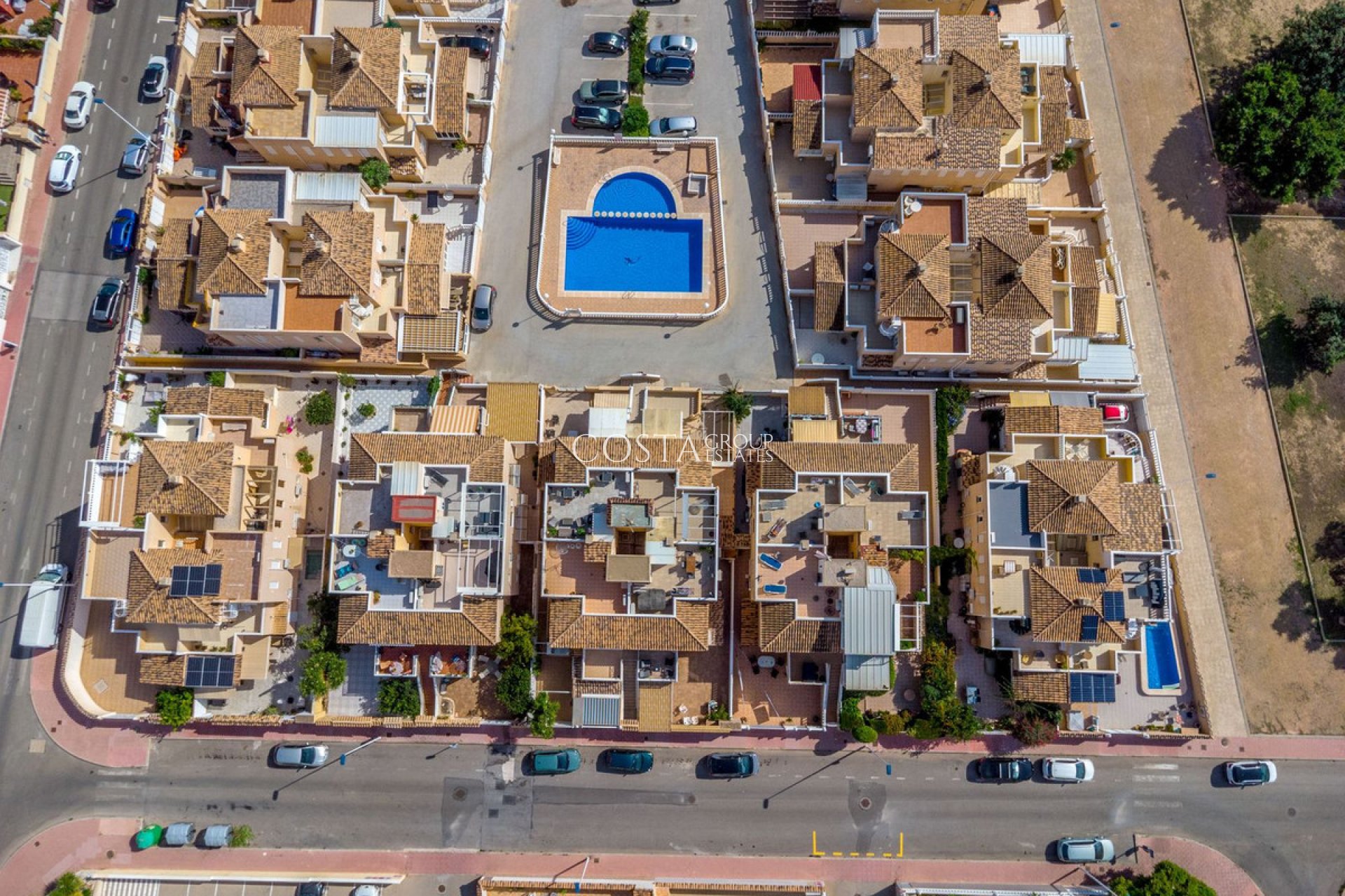 Resale - Apartments -
Torrevieja - Torrevieja Centro