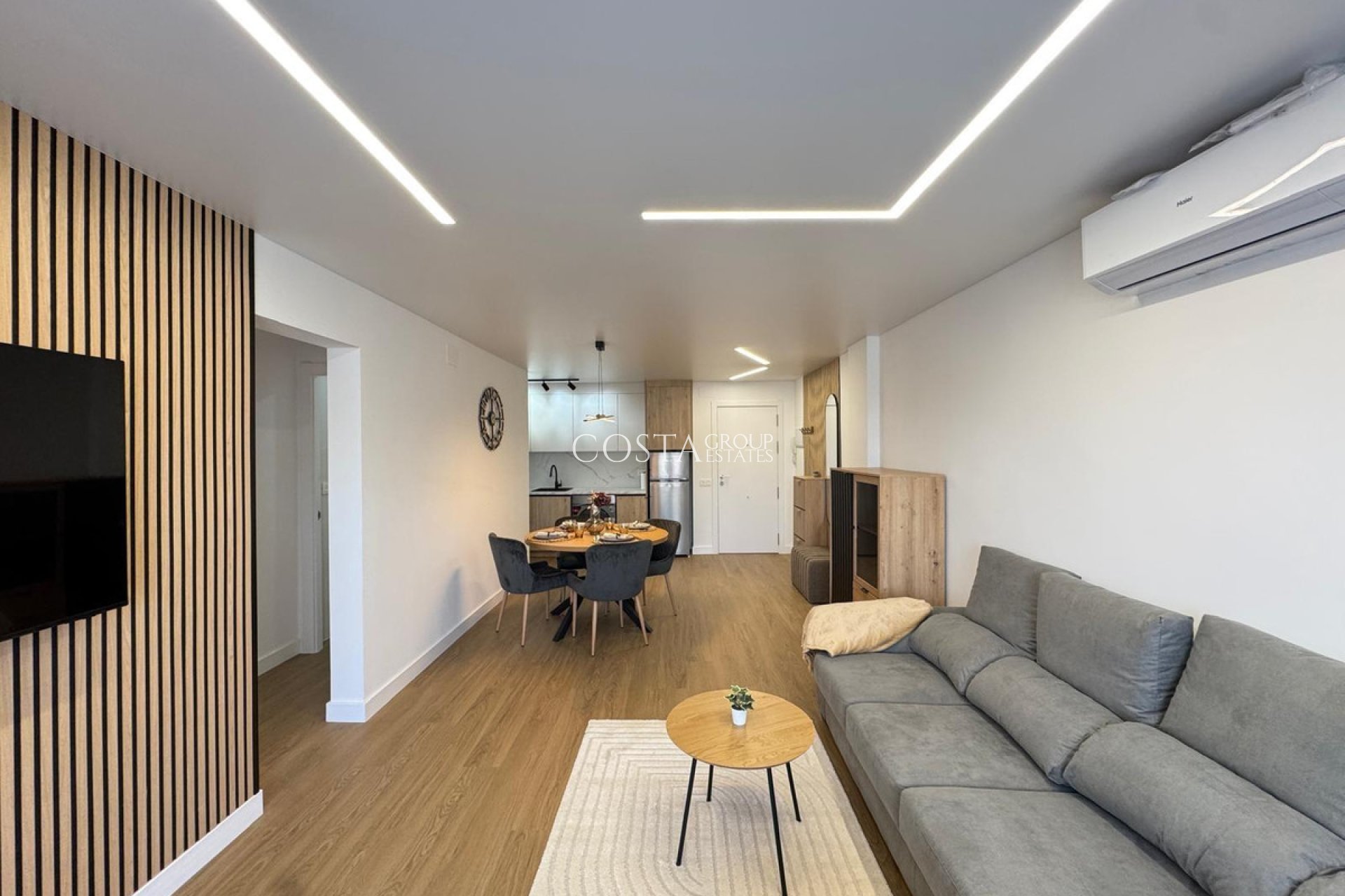 Resale - Apartments -
Torrevieja - Torrevieja Centro