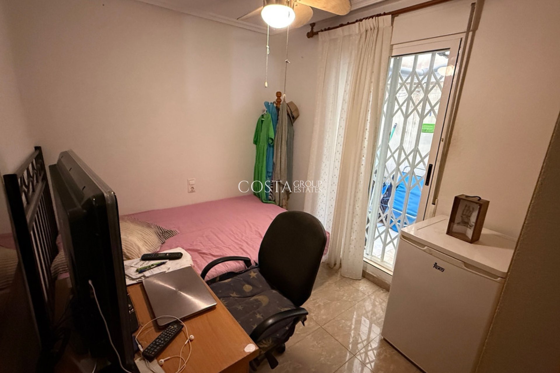 Resale - Apartments -
Torrevieja - Torrevieja Centro