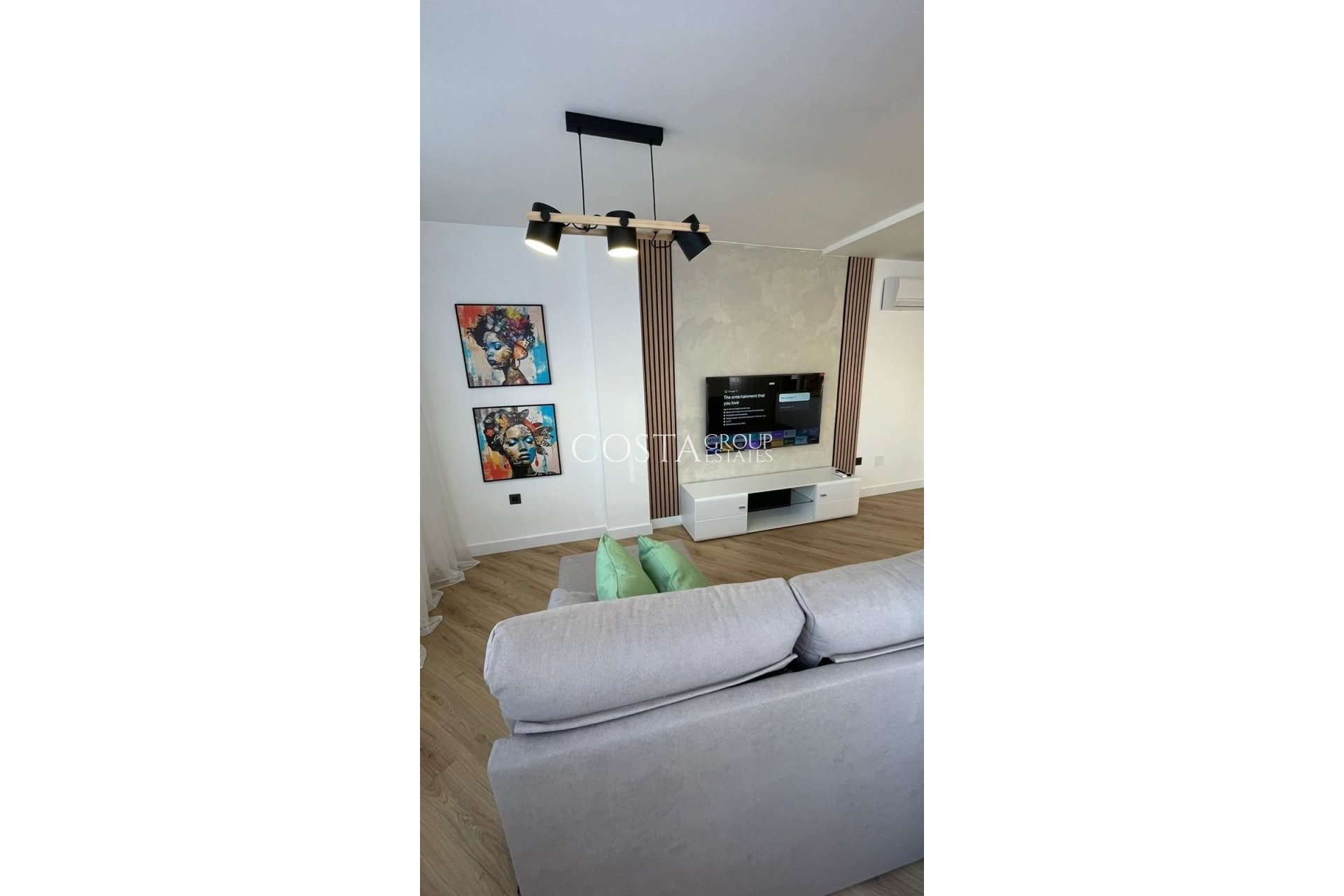 Resale - Apartments -
Torrevieja - Torrevieja Centro