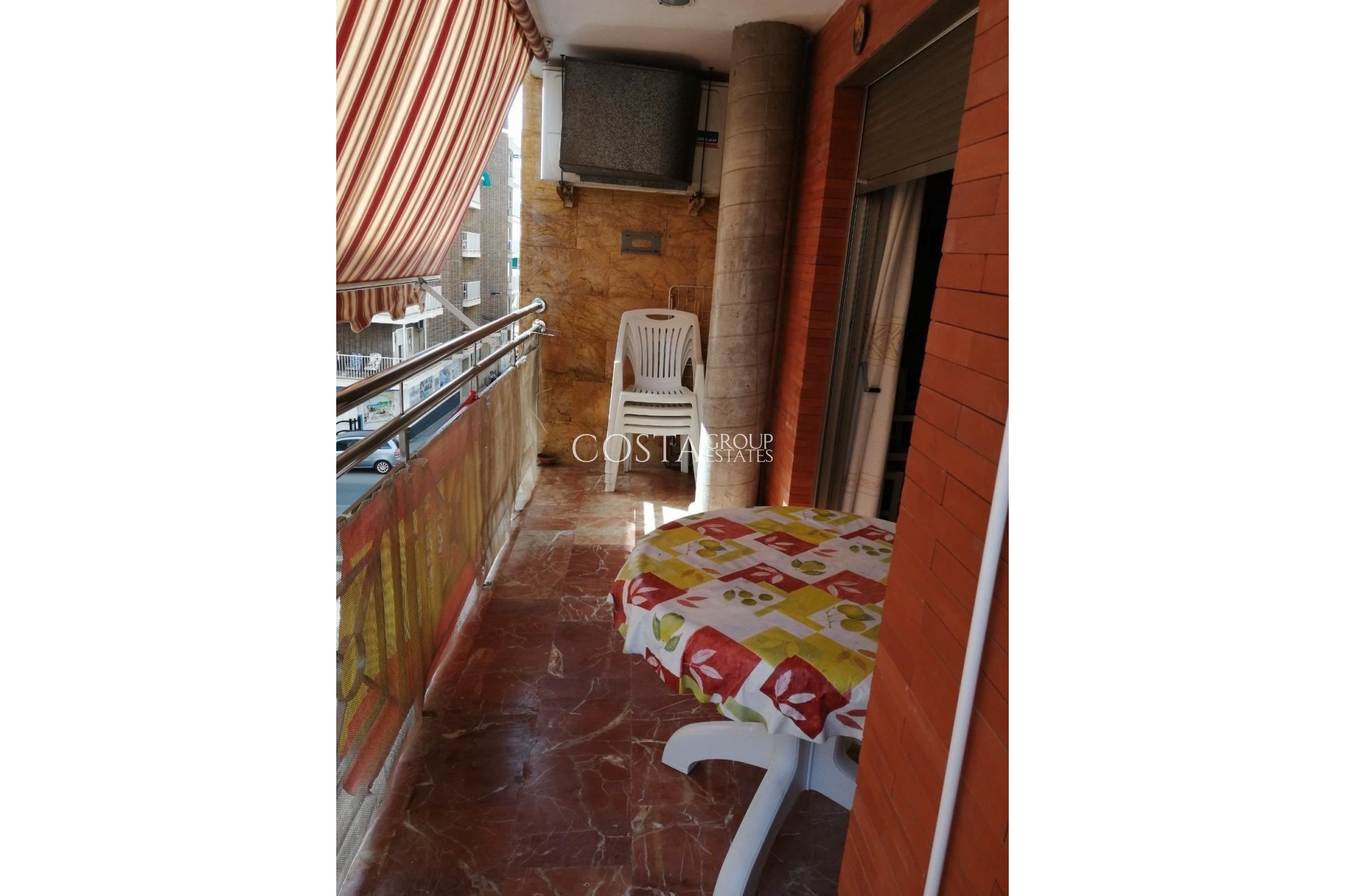 Resale - Apartments -
Torrevieja - Torrevieja Centro