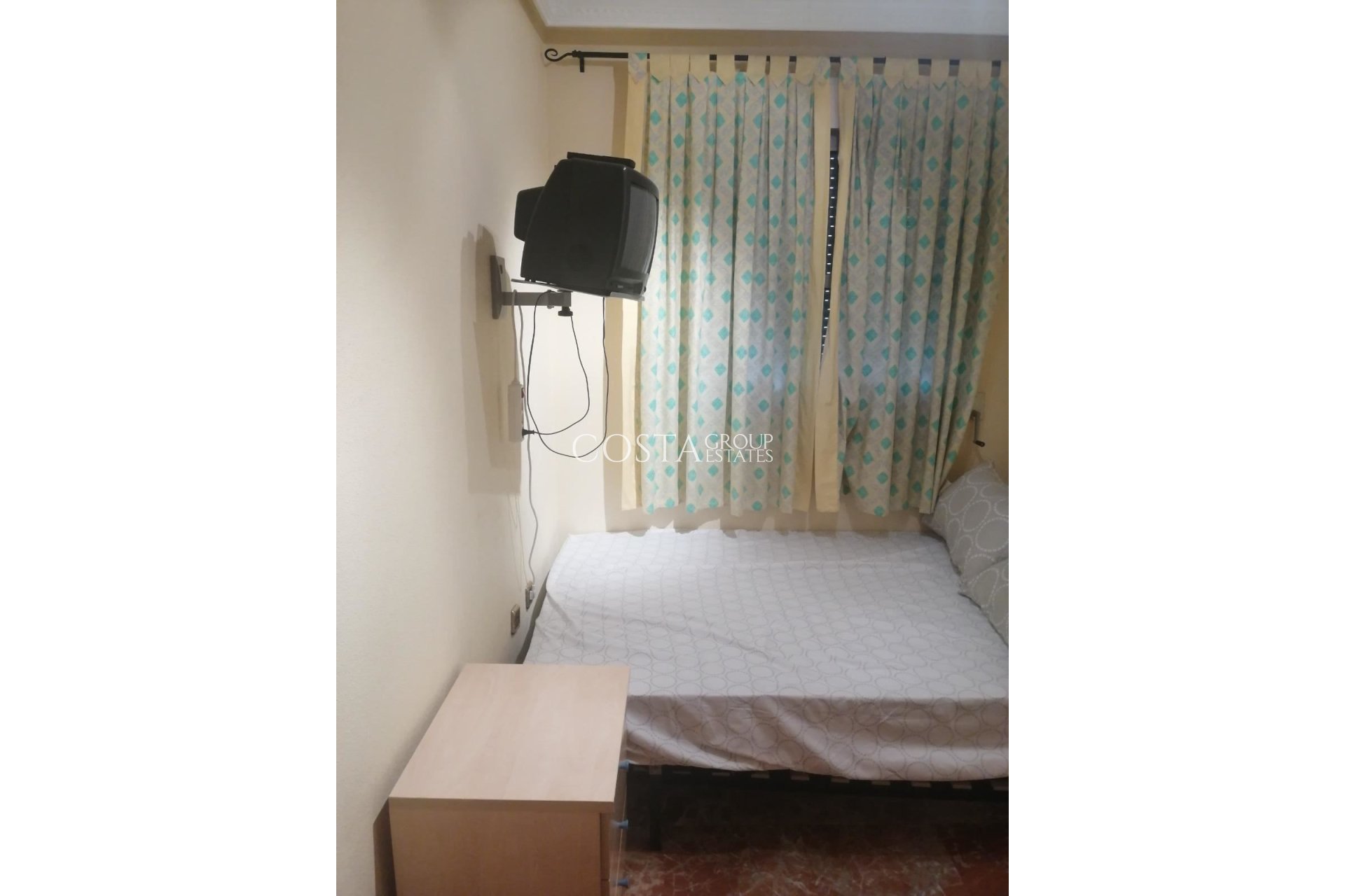 Resale - Apartments -
Torrevieja - Torrevieja Centro