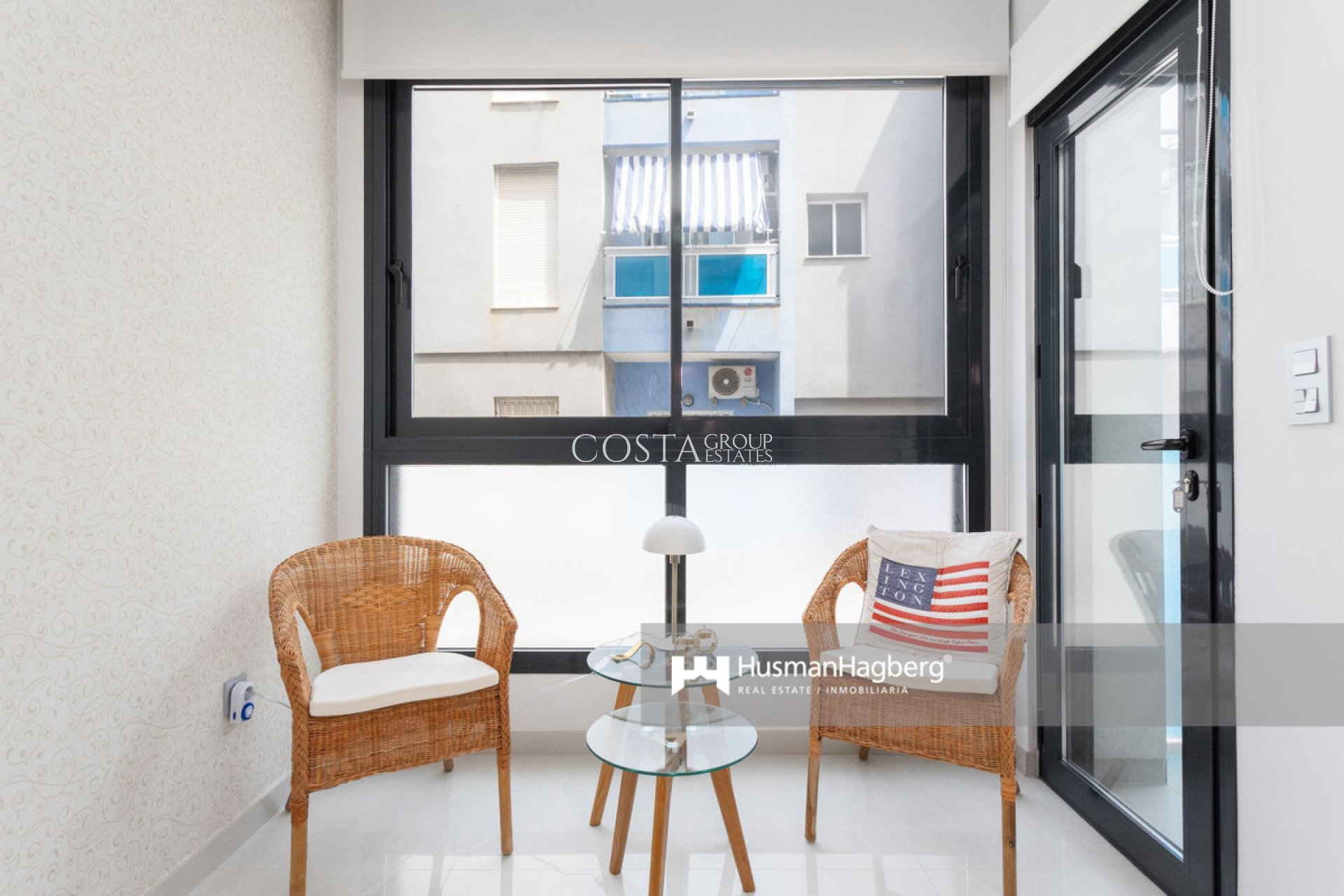 Resale - Apartments -
Torrevieja - Torrevieja Centro