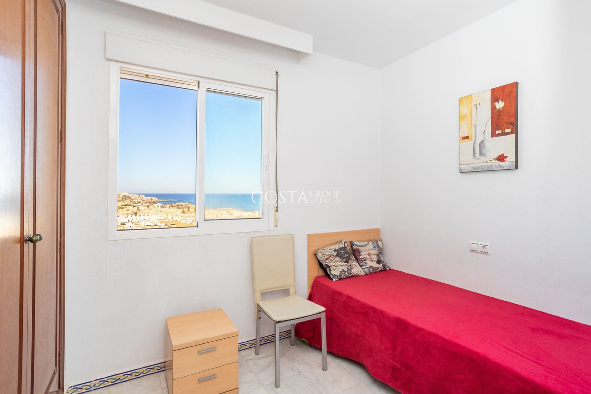 Resale - Apartments -
Torrevieja - Torrevieja Centro
