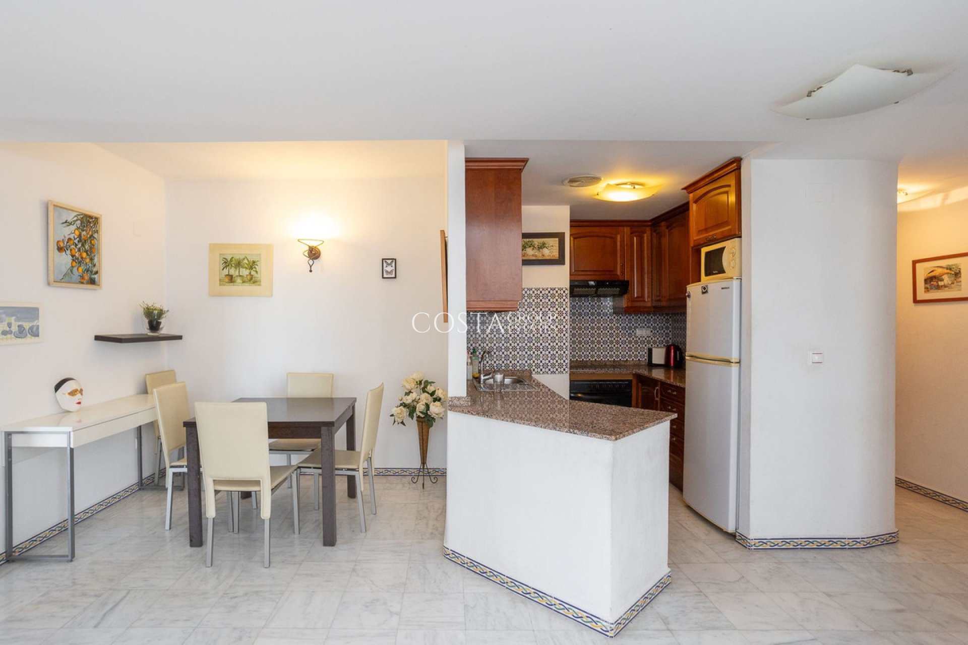 Resale - Apartments -
Torrevieja - Torrevieja Centro
