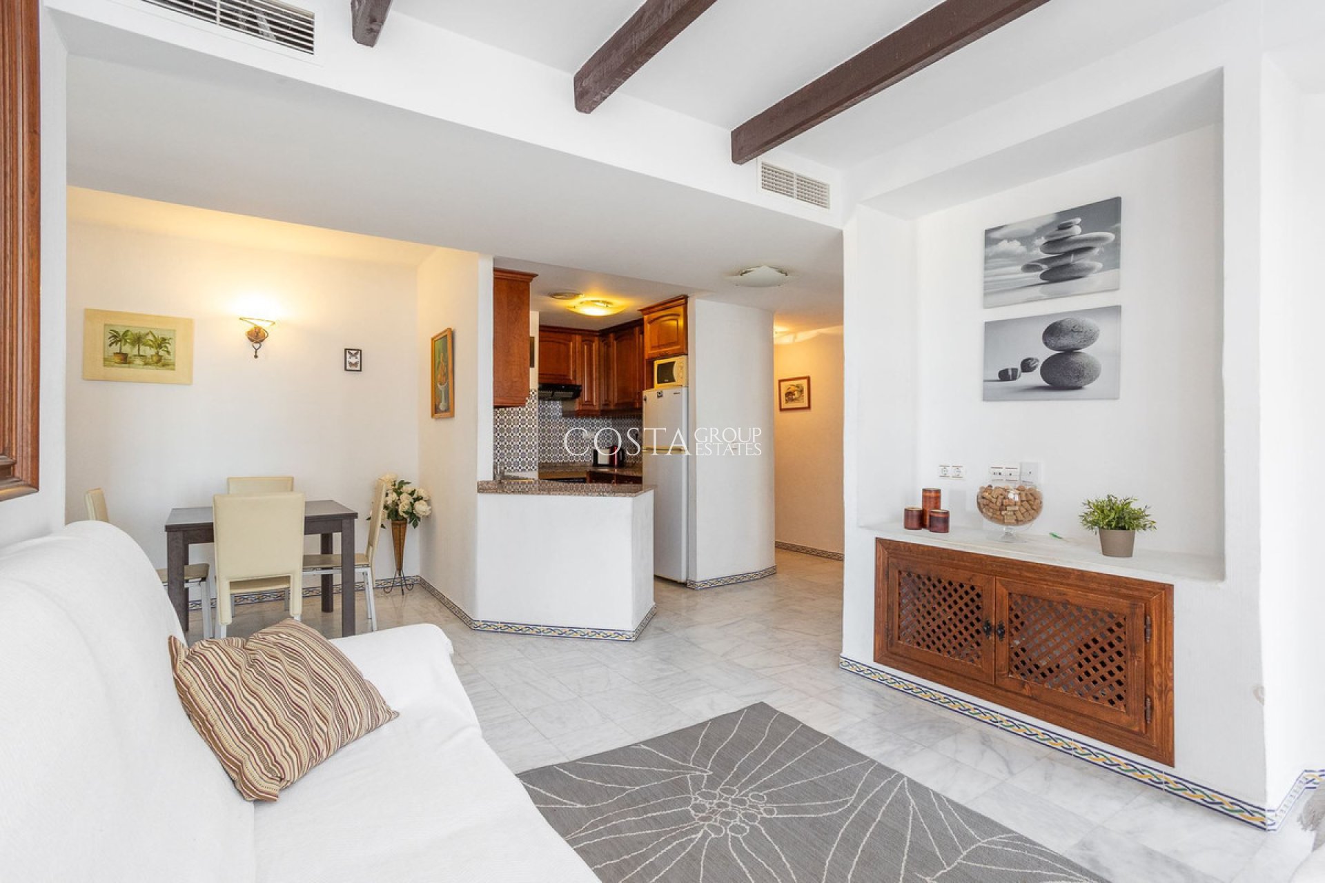 Resale - Apartments -
Torrevieja - Torrevieja Centro