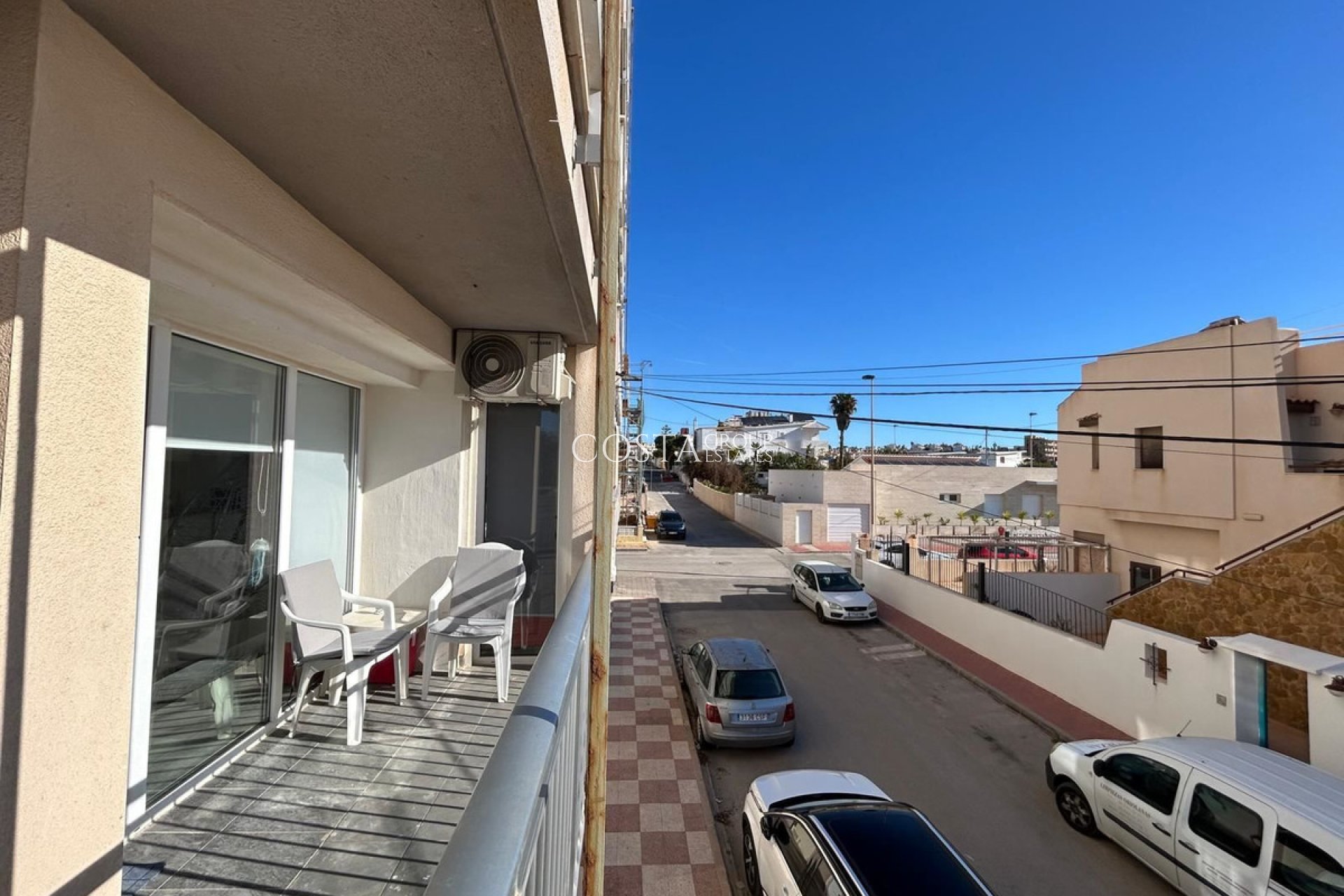 Resale - Apartments -
Torrevieja - Torrevieja Centro