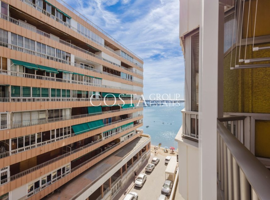 Resale - Apartments -
Torrevieja - Torrevieja Centro