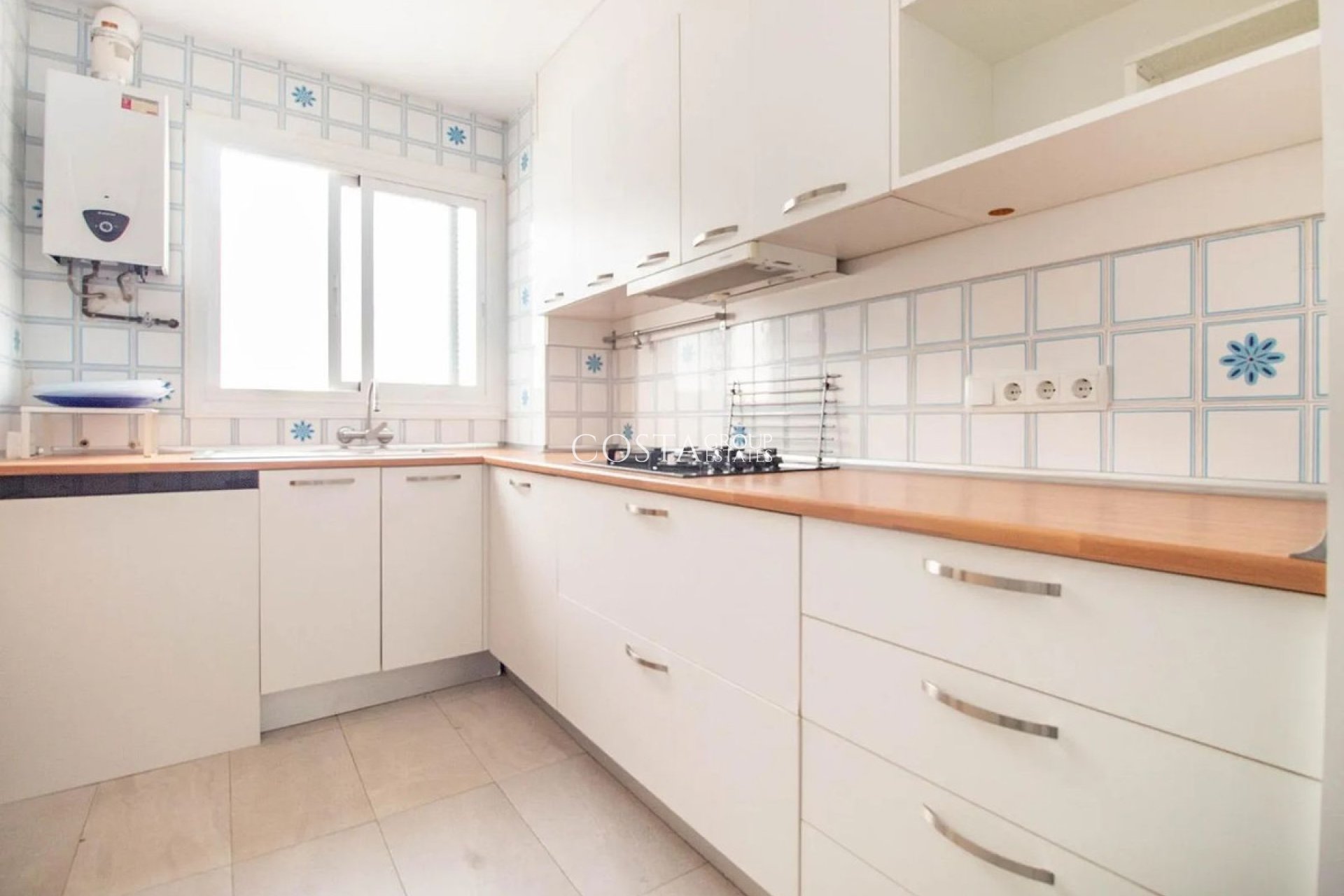 Resale - Apartments -
Torrevieja - Torrevieja Centro