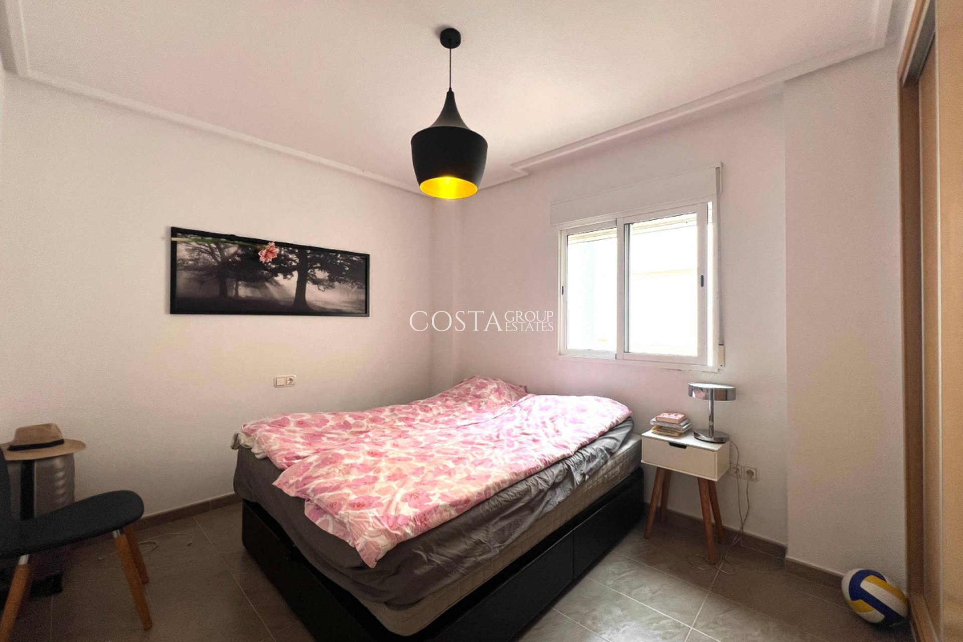 Resale - Apartments -
Torrevieja - Torrevieja Centro