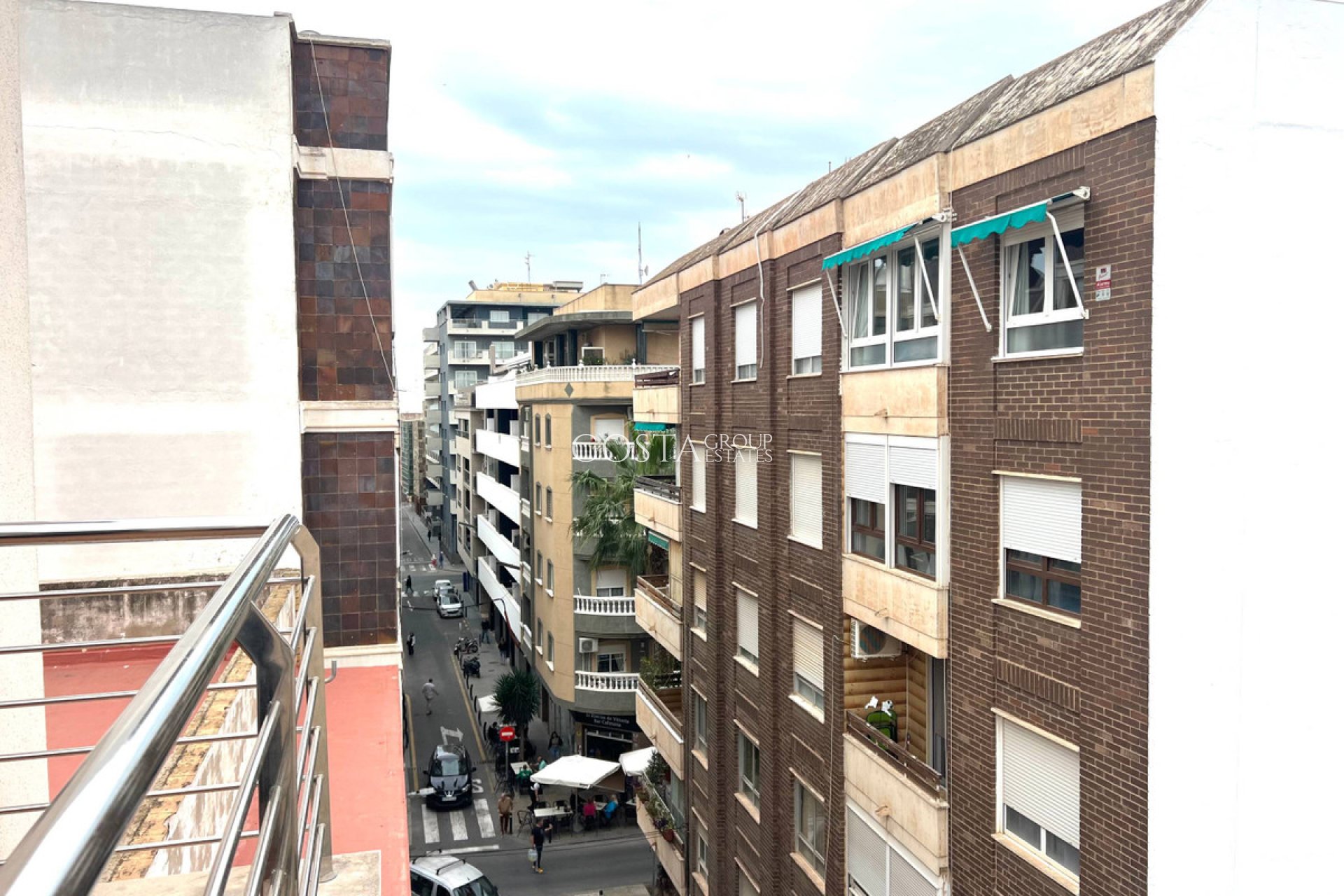 Resale - Apartments -
Torrevieja - Torrevieja Centro