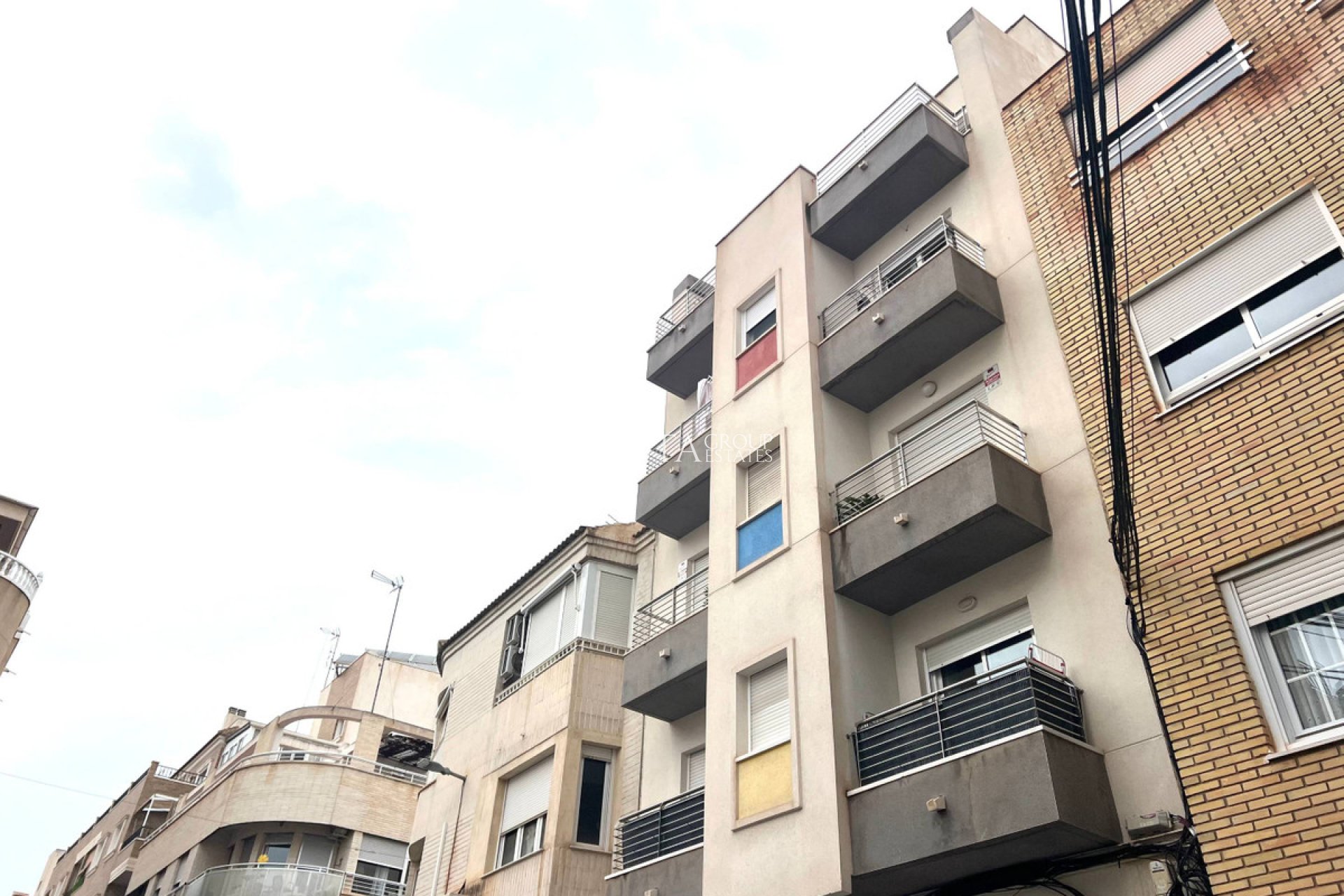 Resale - Apartments -
Torrevieja - Torrevieja Centro