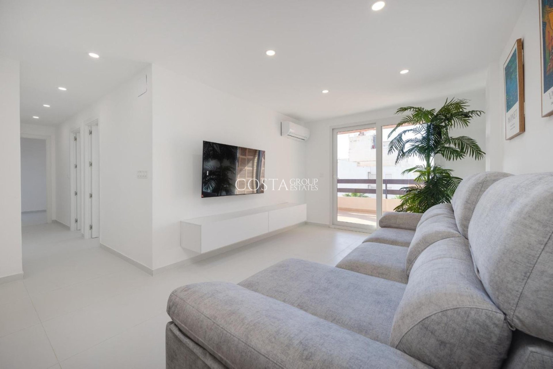 Resale - Apartments -
Torrevieja - Torrevieja Centro