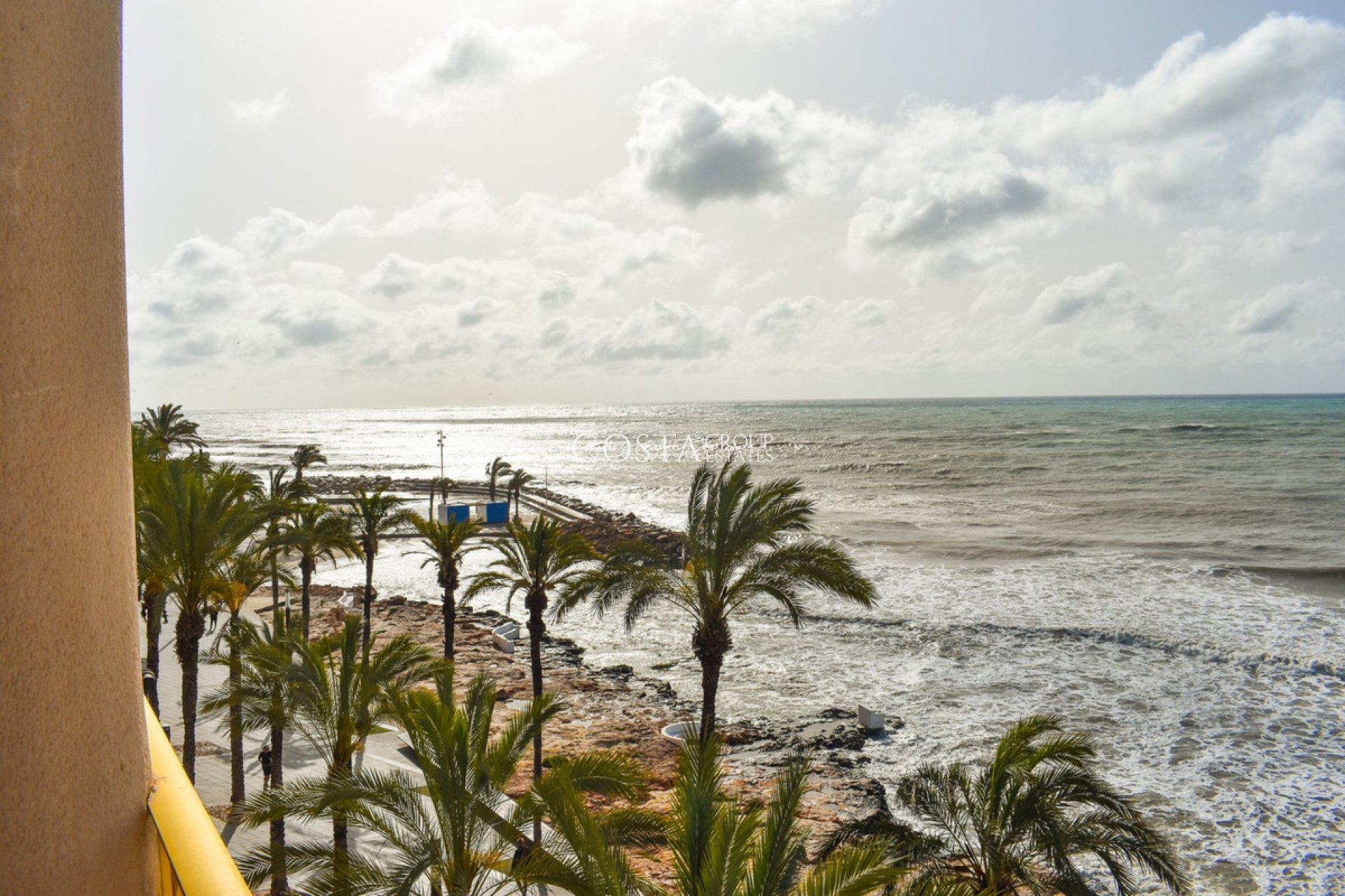 Resale - Apartments -
Torrevieja - Torrevieja Centro