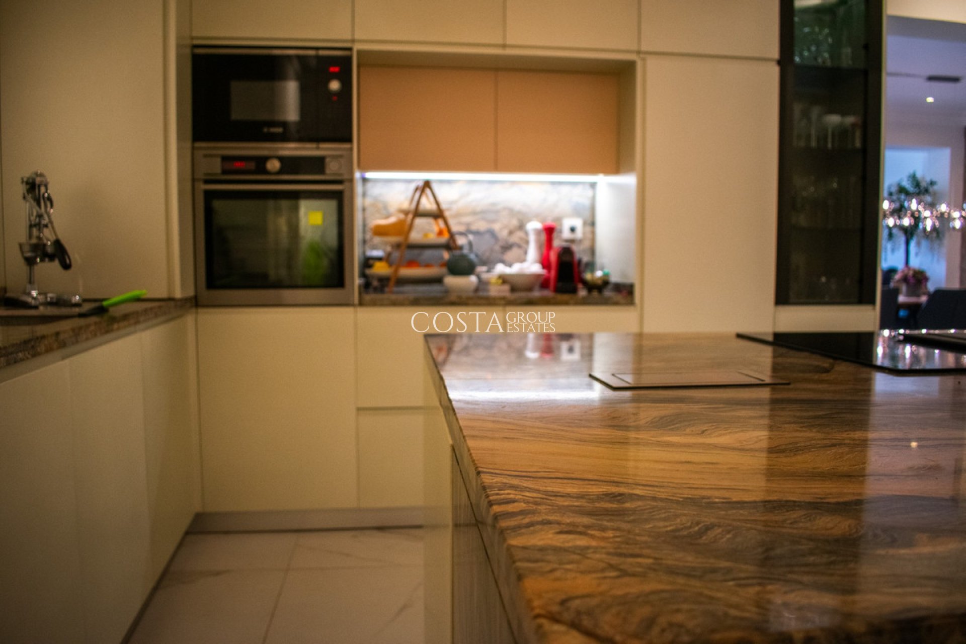 Resale - Apartments -
Torrevieja - Torrevieja Centro