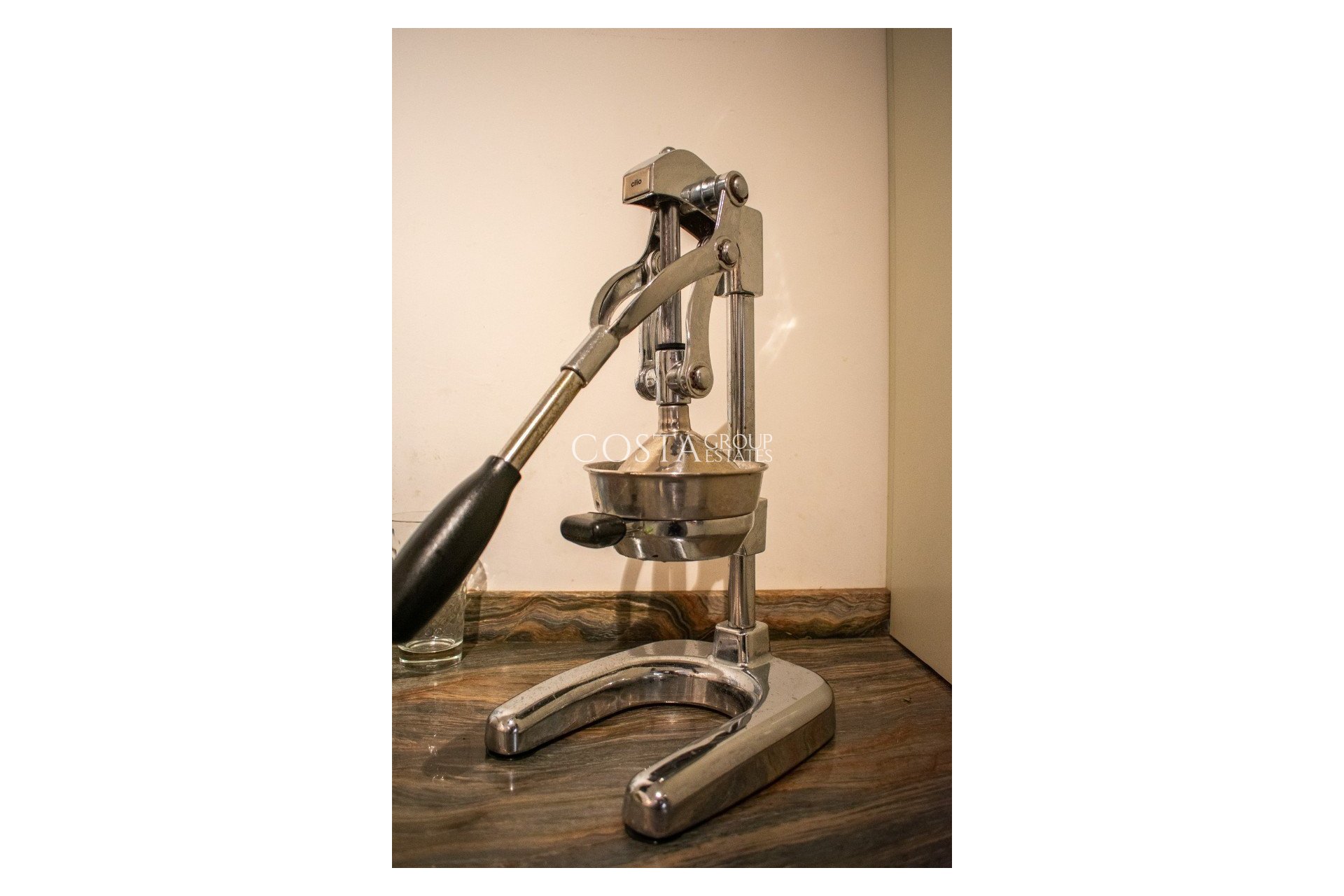 Resale - Apartments -
Torrevieja - Torrevieja Centro