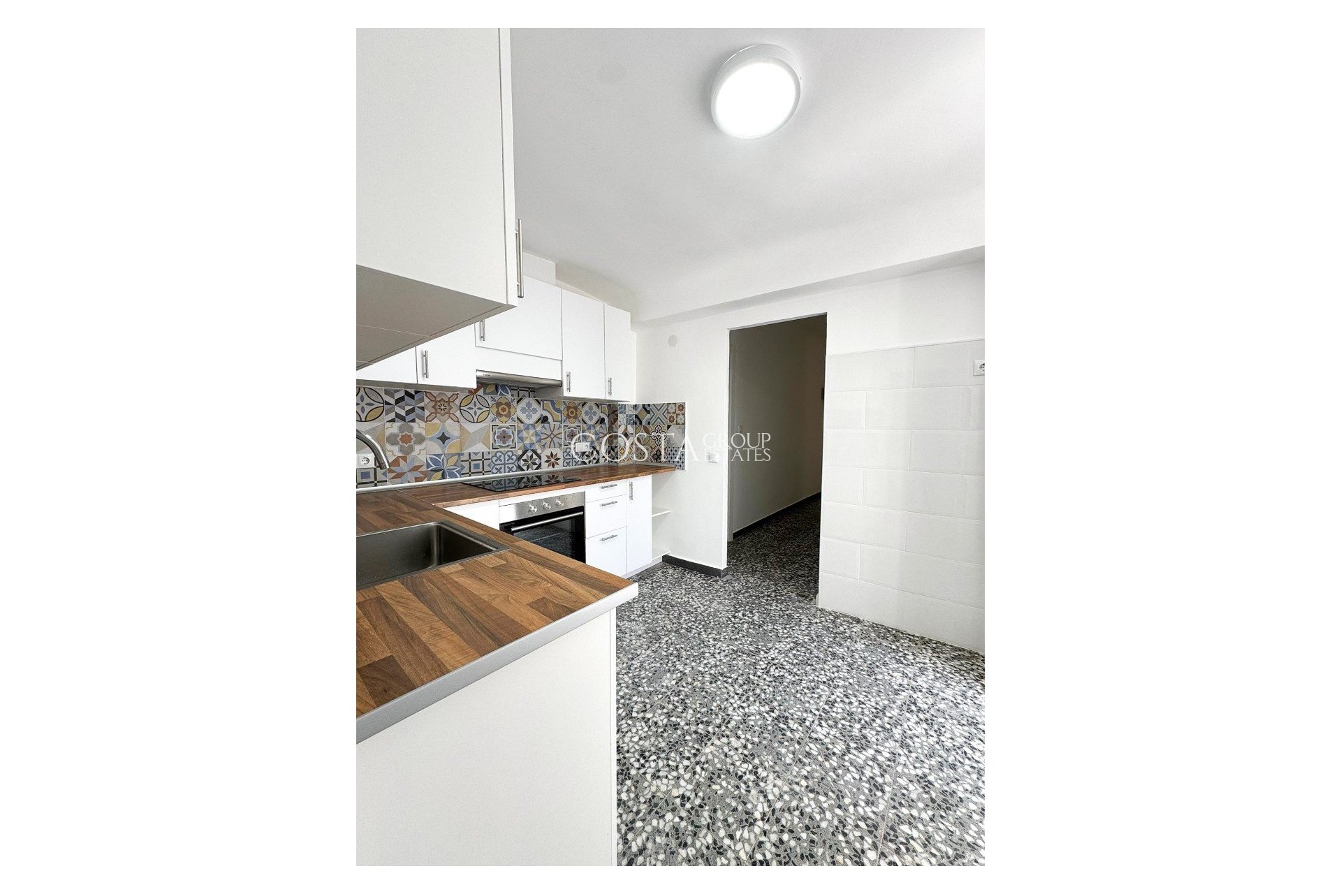 Resale - Apartments -
Torrevieja - Torrevieja Centro