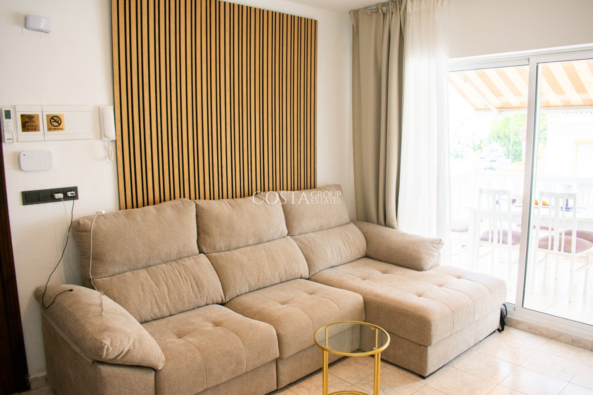 Resale - Apartments -
Torrevieja - Torrevieja Centro