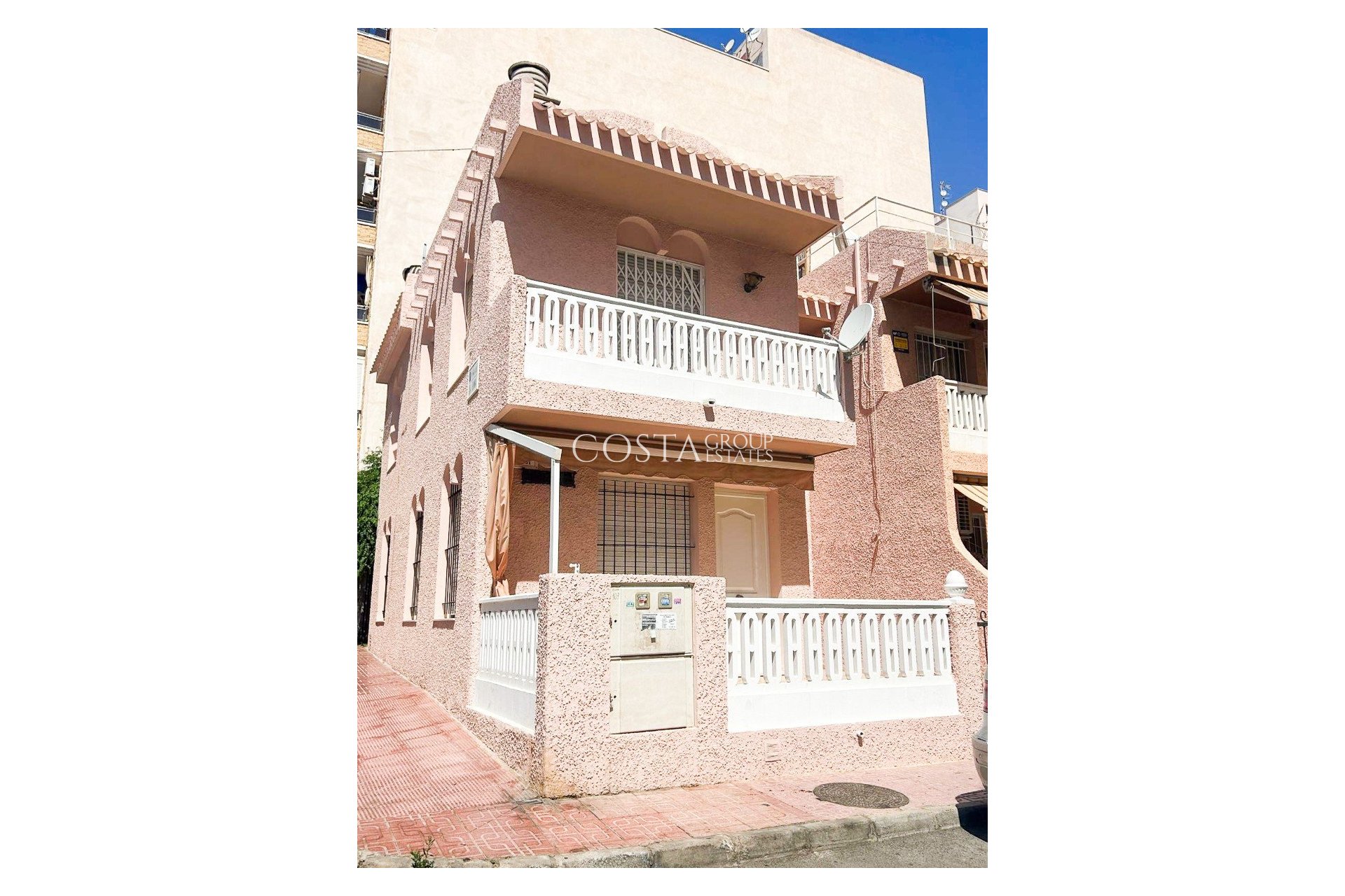 Resale - Apartments -
Torrevieja - Torrevieja Centro