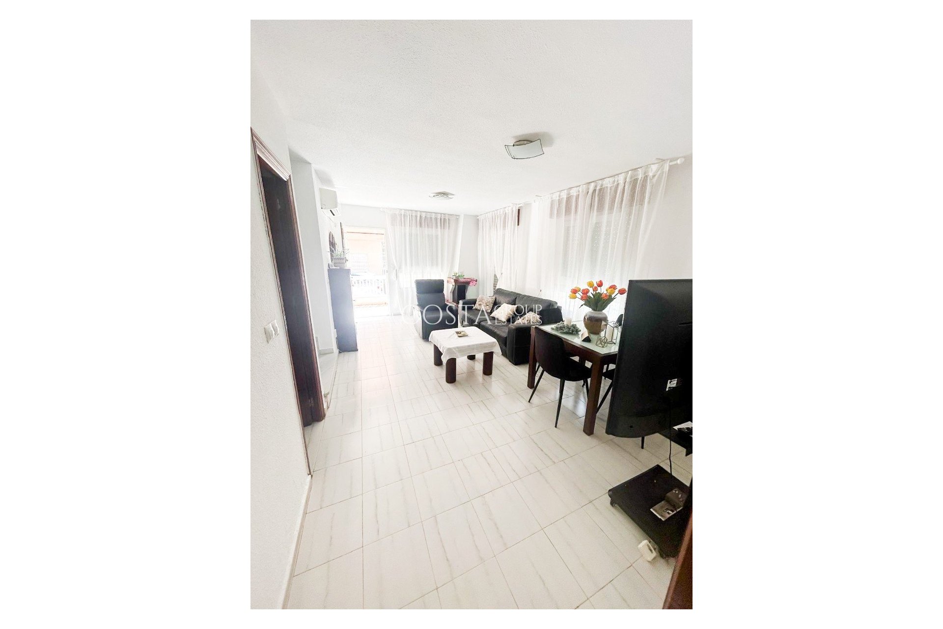 Resale - Apartments -
Torrevieja - Torrevieja Centro