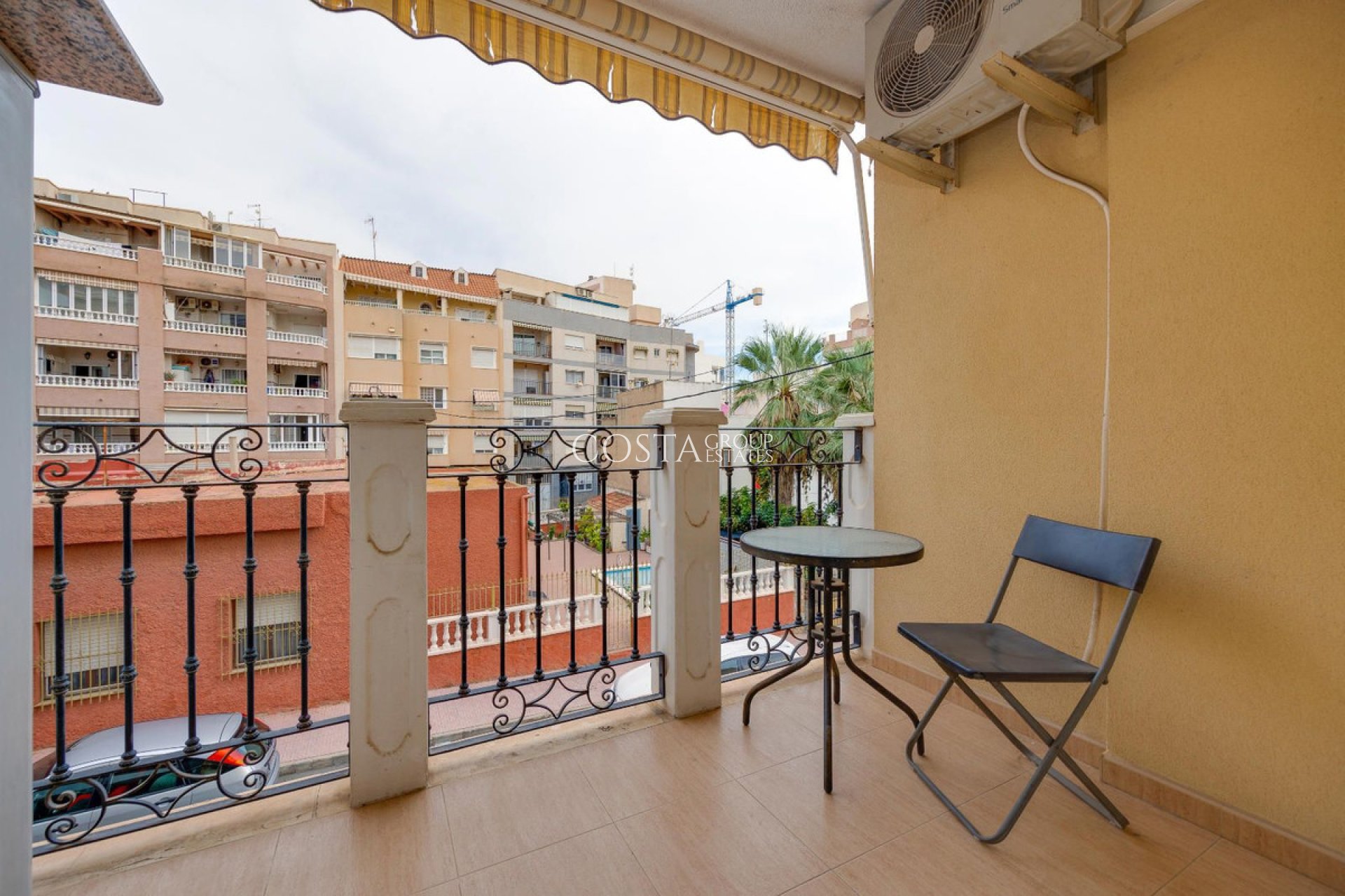 Resale - Apartments -
Torrevieja - Torrevieja Centro