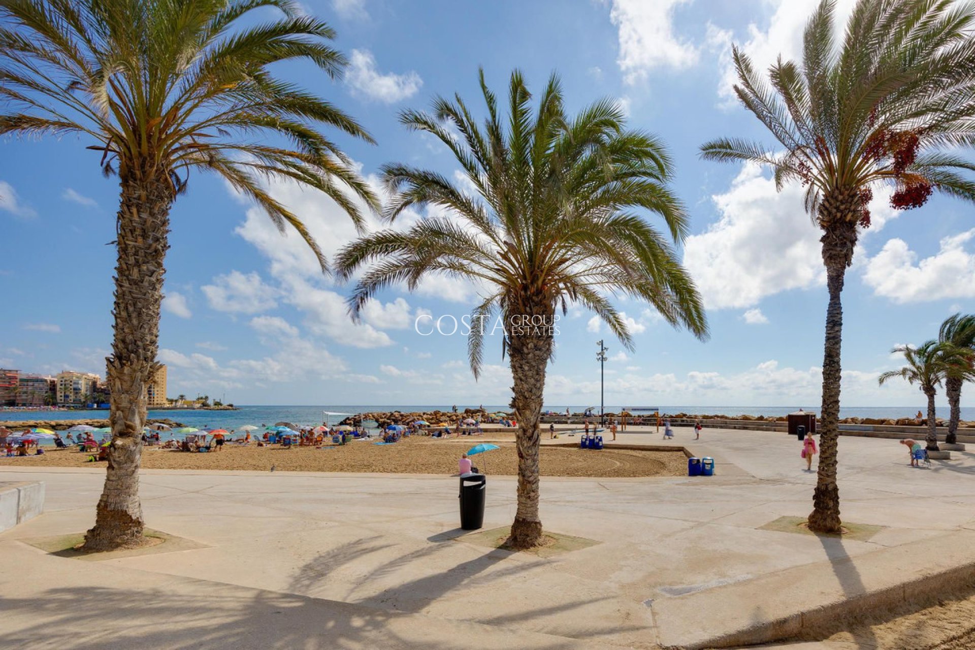 Resale - Apartments -
Torrevieja - Torrevieja Centro