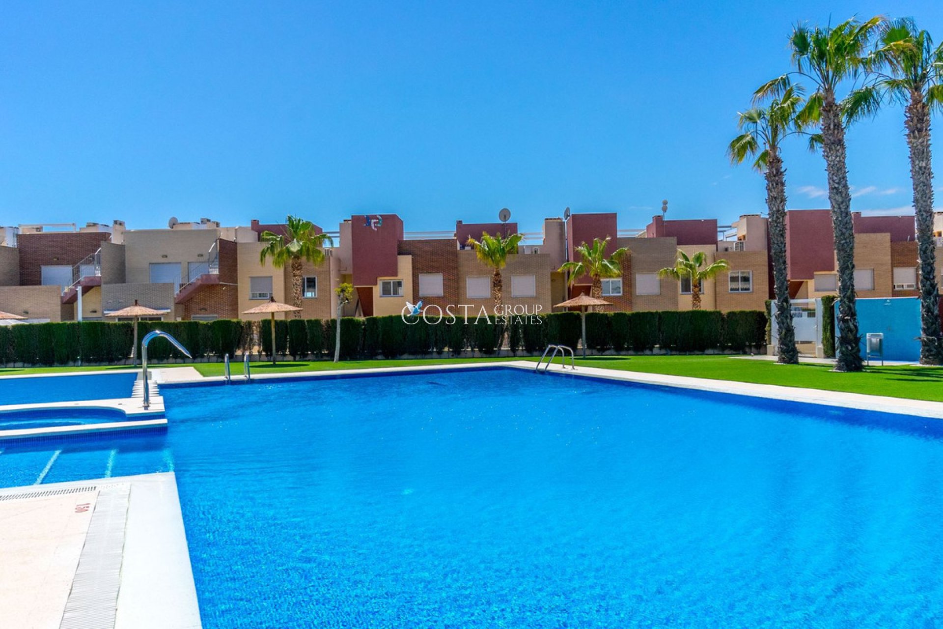 Resale - Apartments -
Torrevieja - Torrevieja Centro