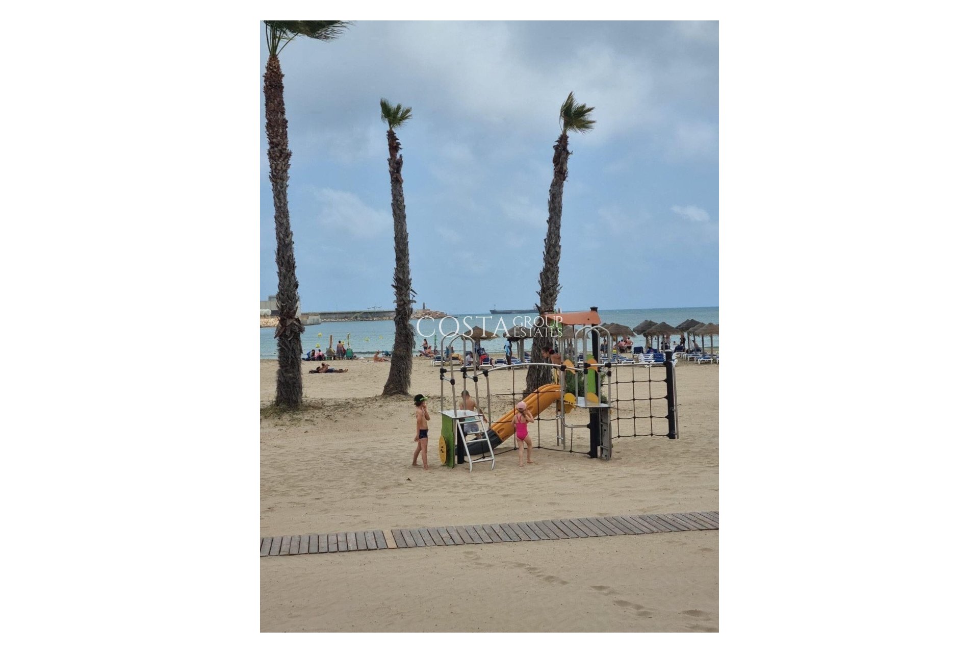 Resale - Apartments -
Torrevieja