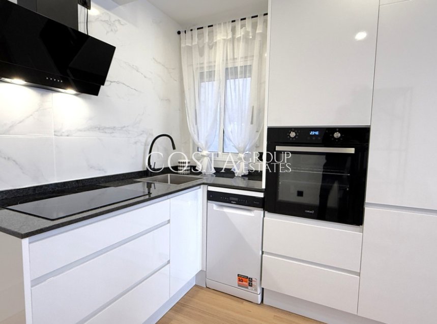 Resale - Apartments -
Torrevieja