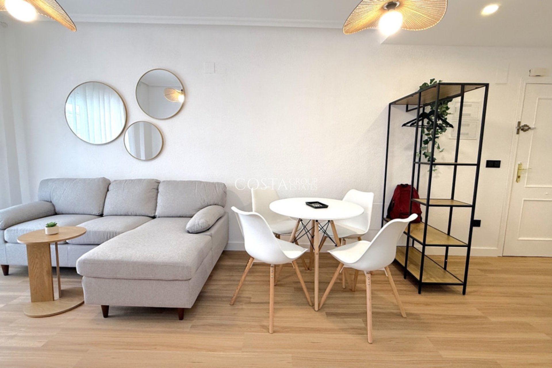 Resale - Apartments -
Torrevieja