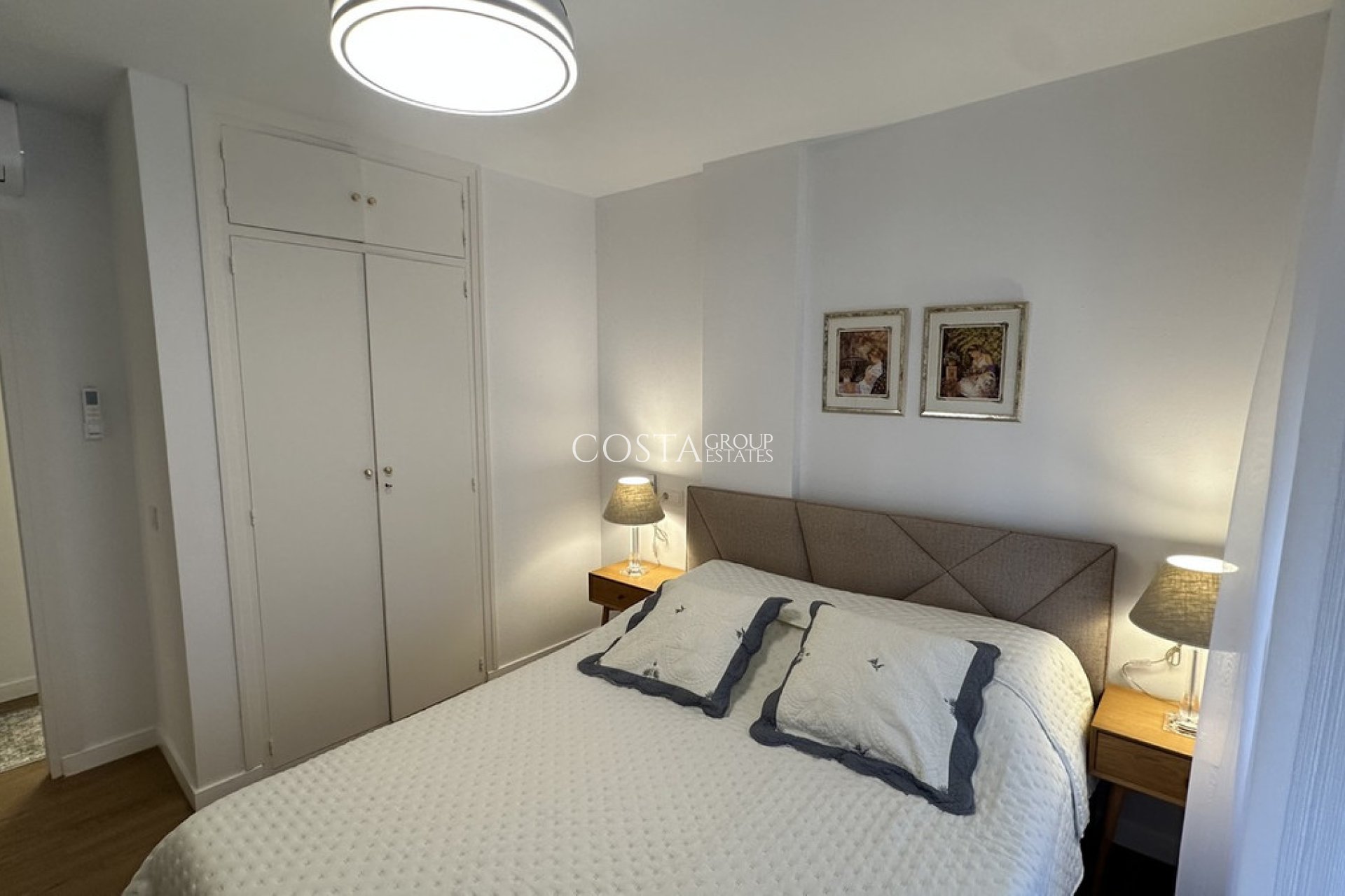 Resale - Apartments -
Torrevieja