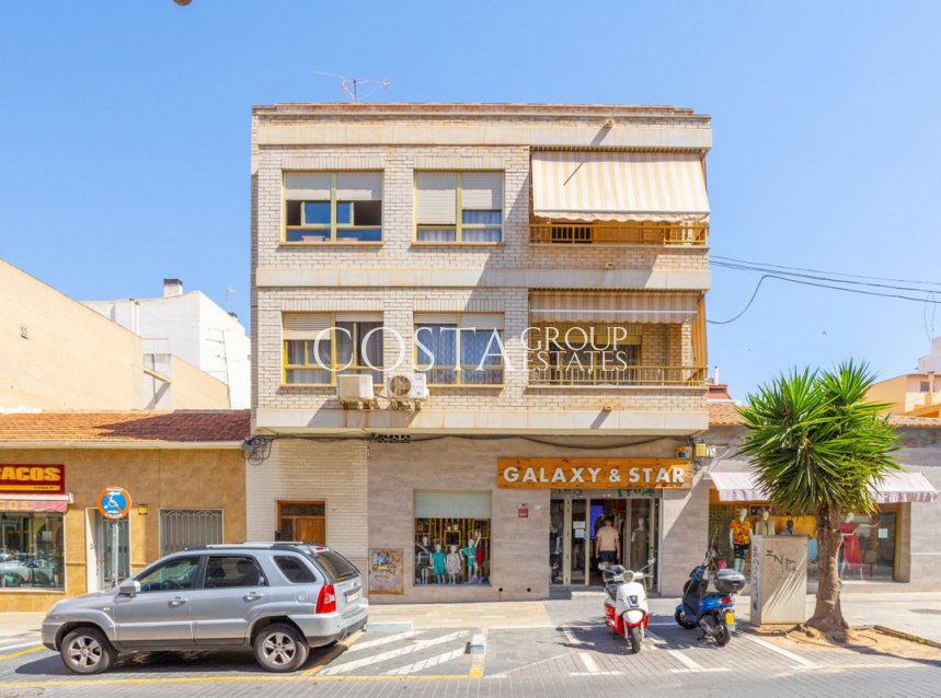 Resale - Apartments -
Torrevieja