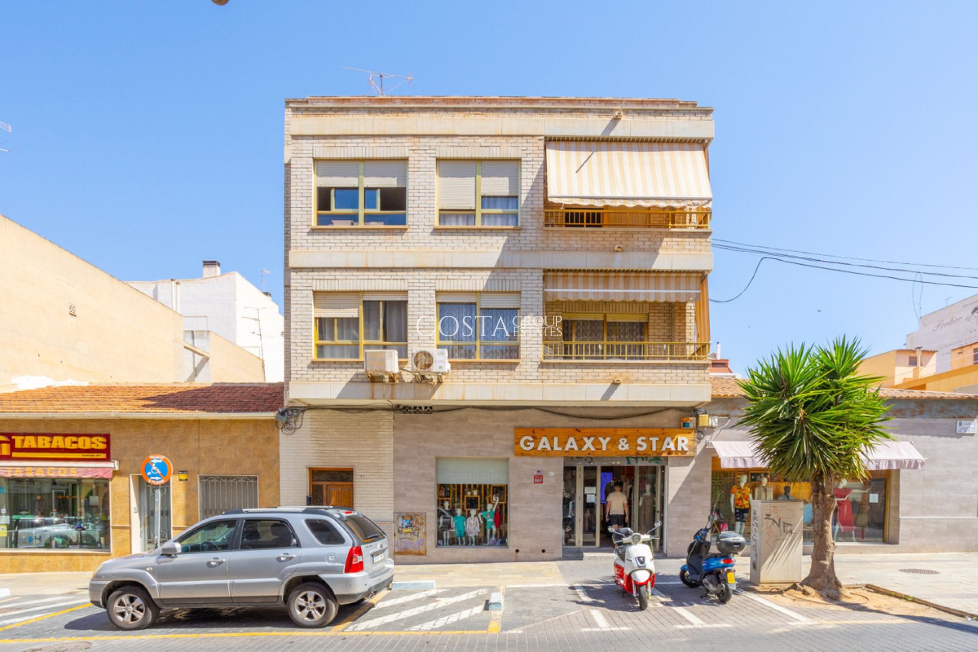 Resale - Apartments -
Torrevieja