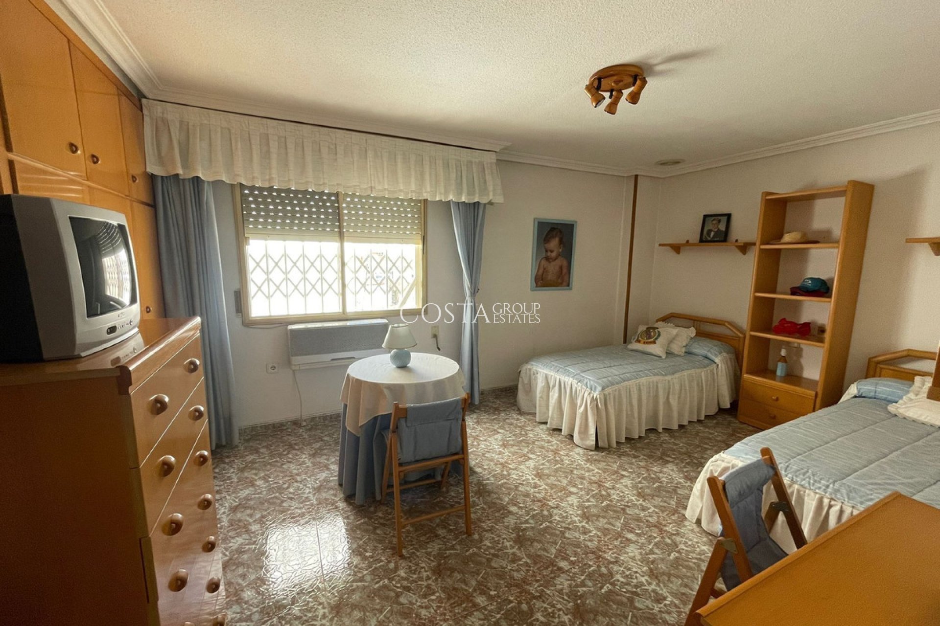 Resale - Apartments -
Torrevieja